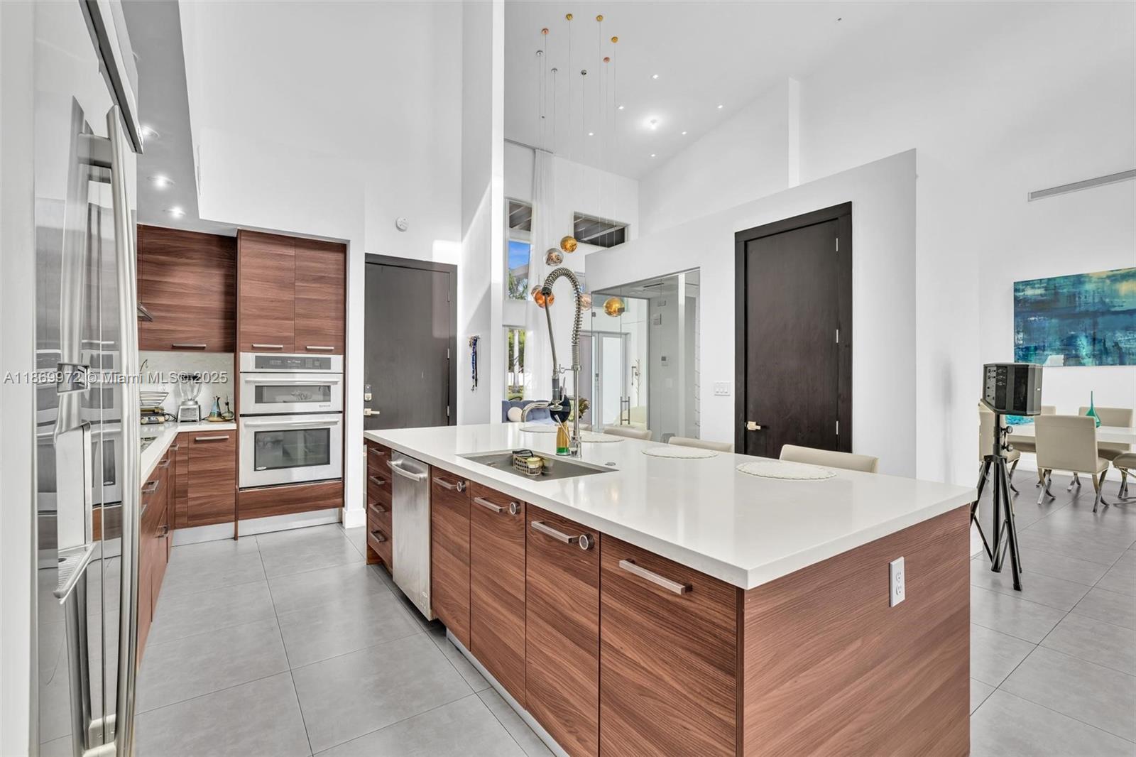 3447 NW 84th Ave Doral, FL 33122