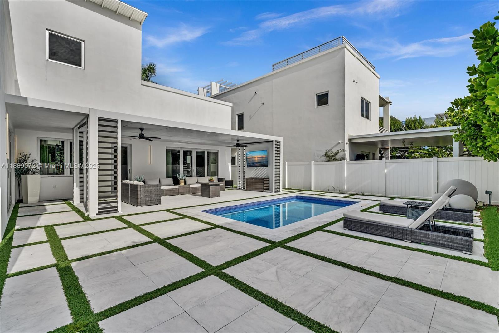 3447 NW 84th Ave Doral, FL 33122