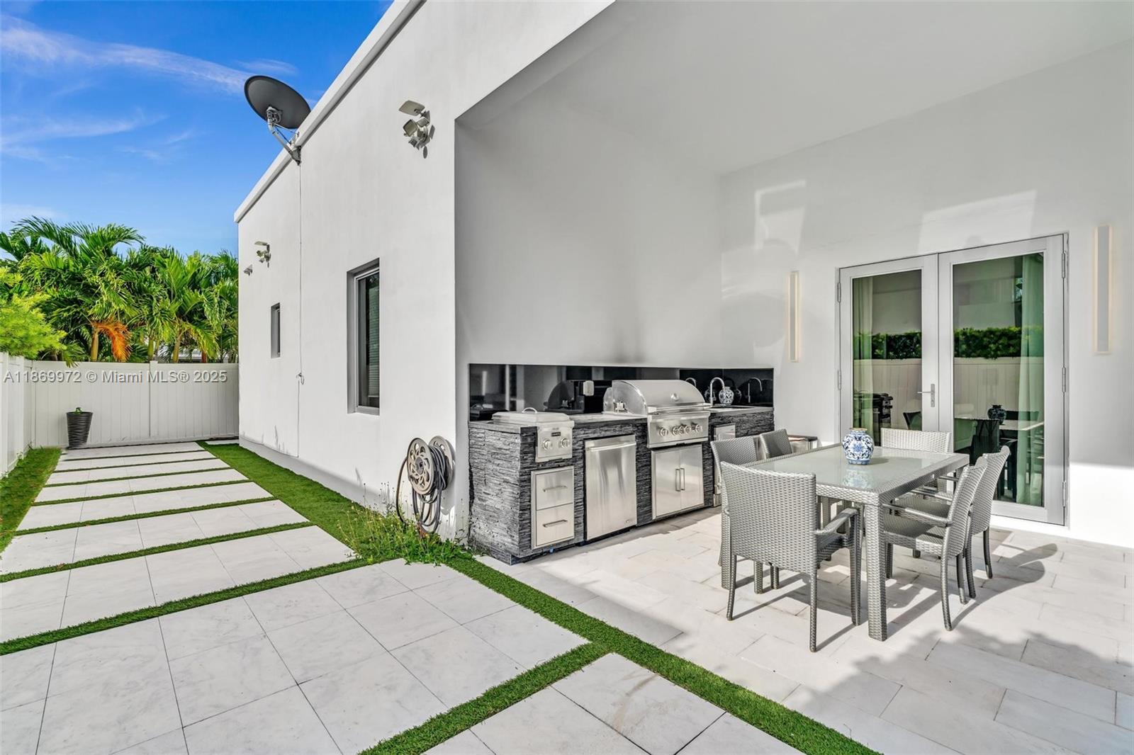 3447 NW 84th Ave Doral, FL 33122