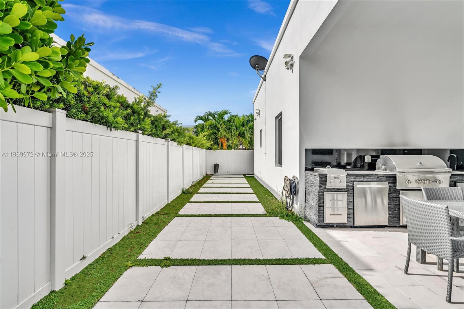 3447 NW 84th Ave Doral, FL 33122