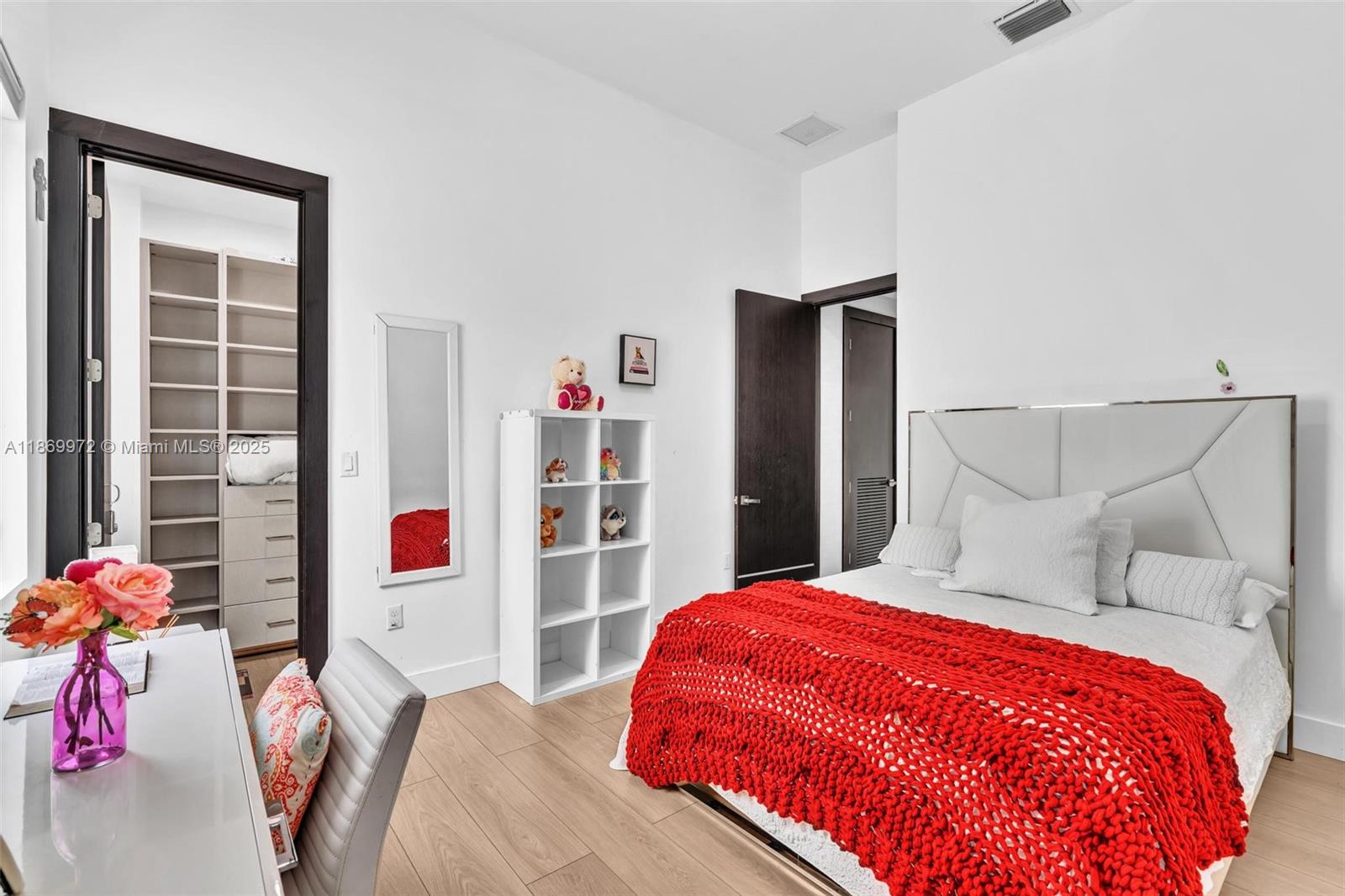 3447 NW 84th Ave Doral, FL 33122