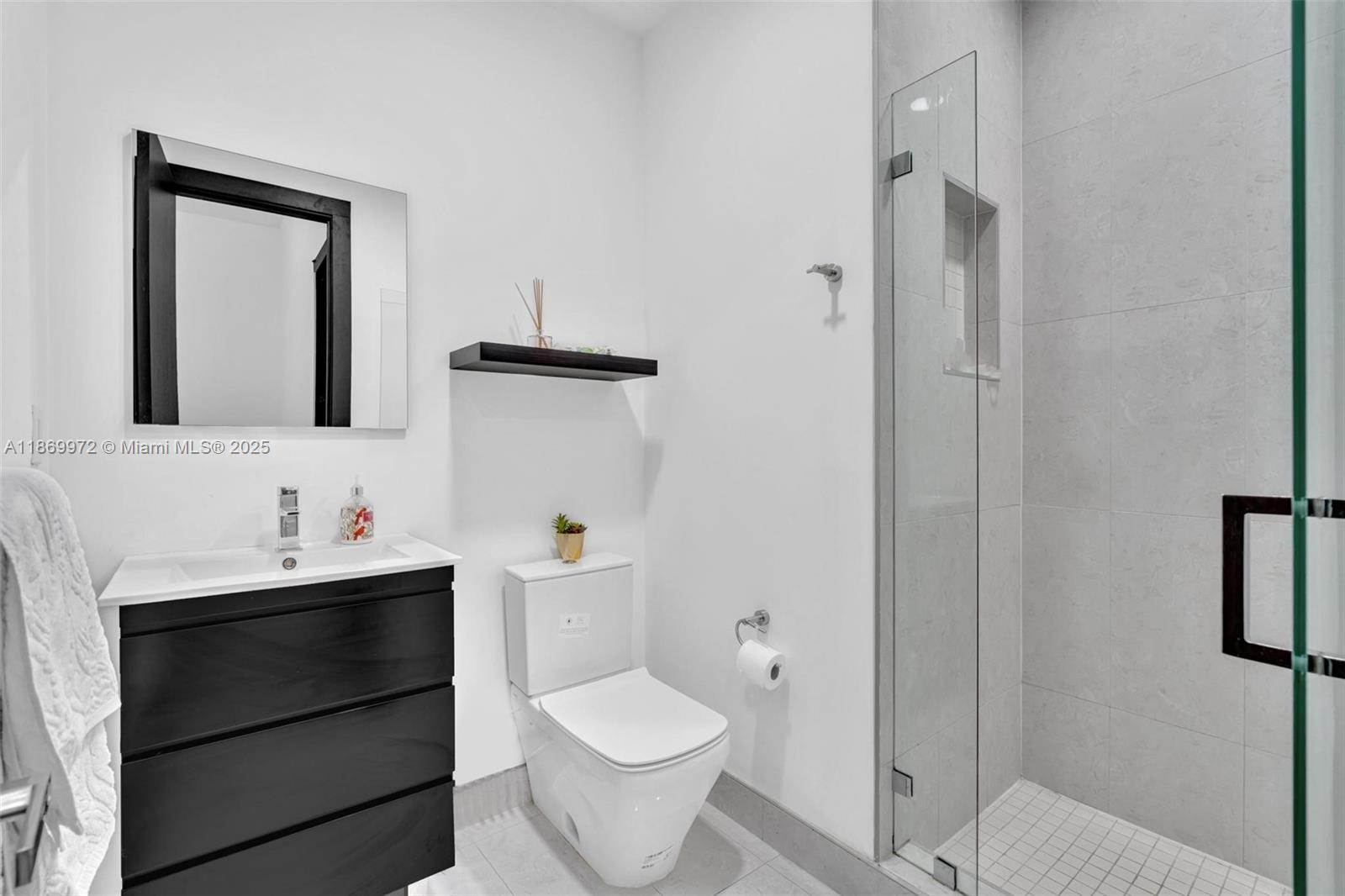 3447 NW 84th Ave Doral, FL 33122