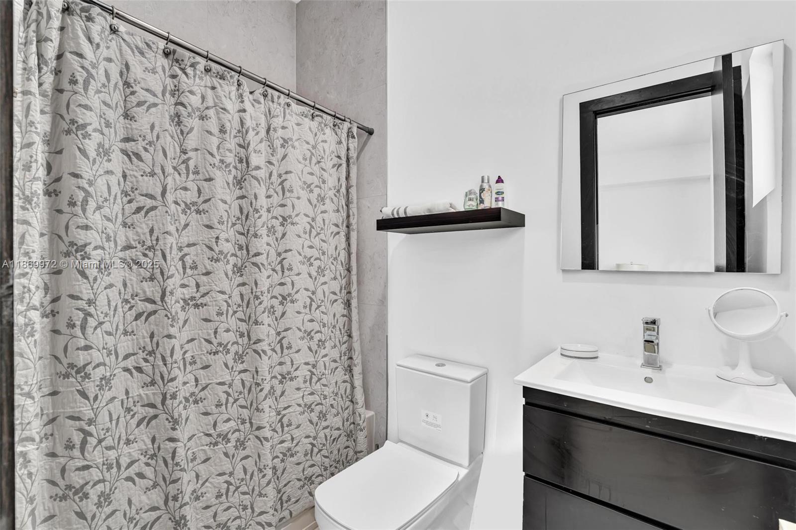 3447 NW 84th Ave Doral, FL 33122