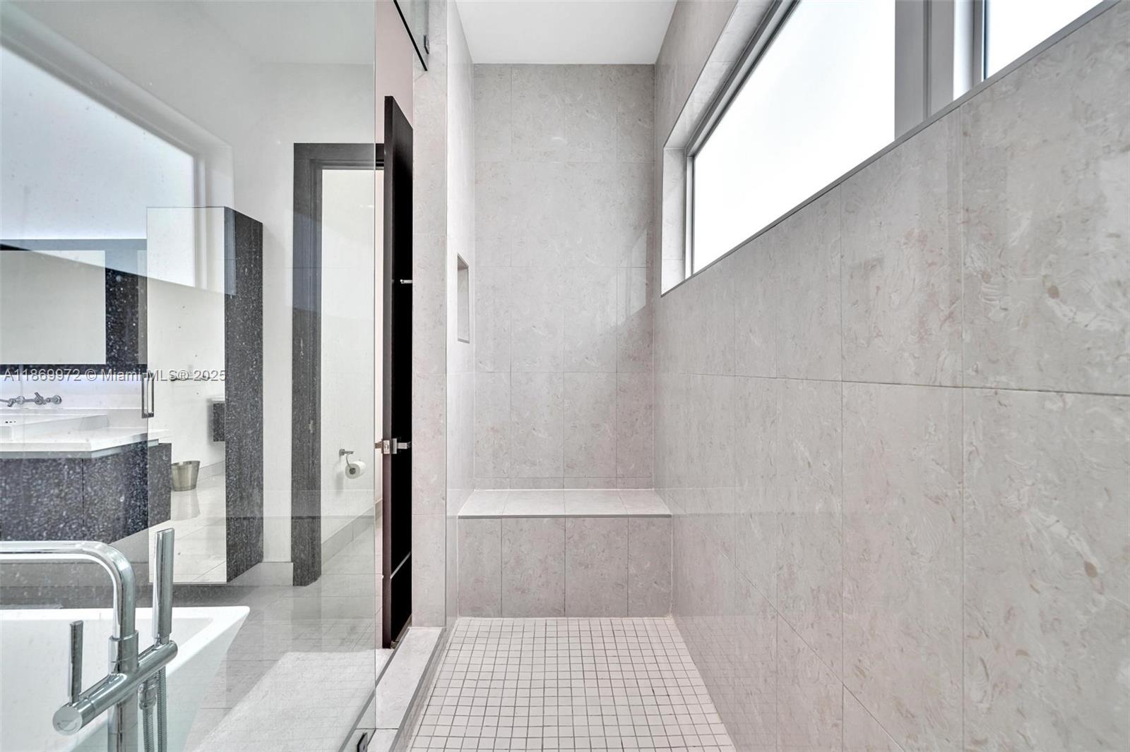 3447 NW 84th Ave Doral, FL 33122