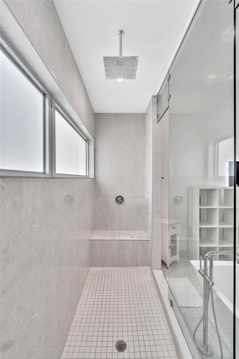 3447 NW 84th Ave Doral, FL 33122