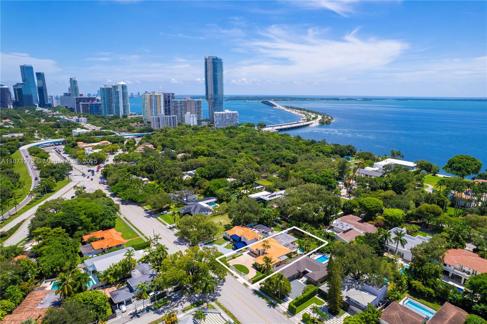 3001 S Miami Ave Miami, FL 33129