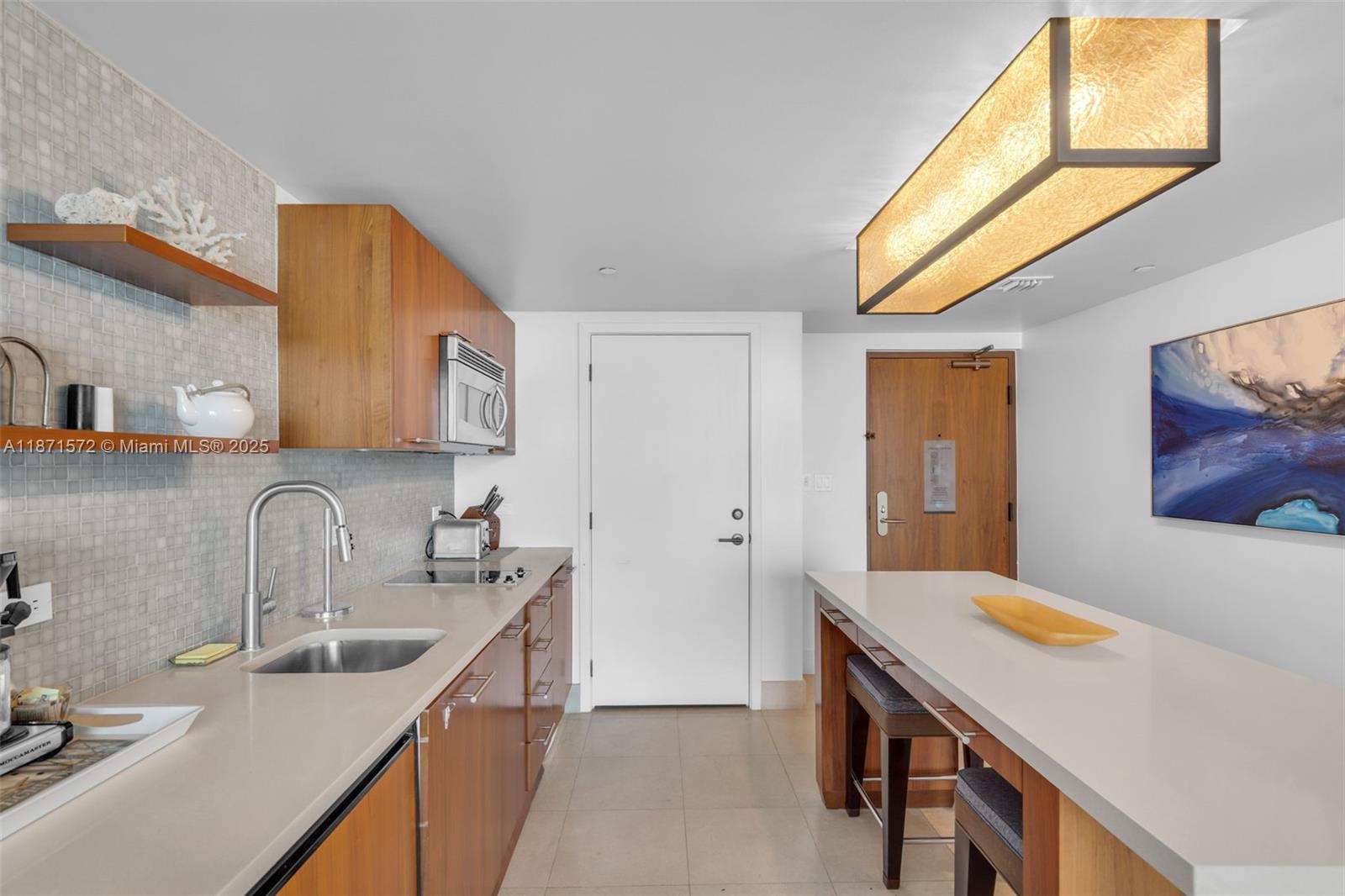 image Carillon Condo3