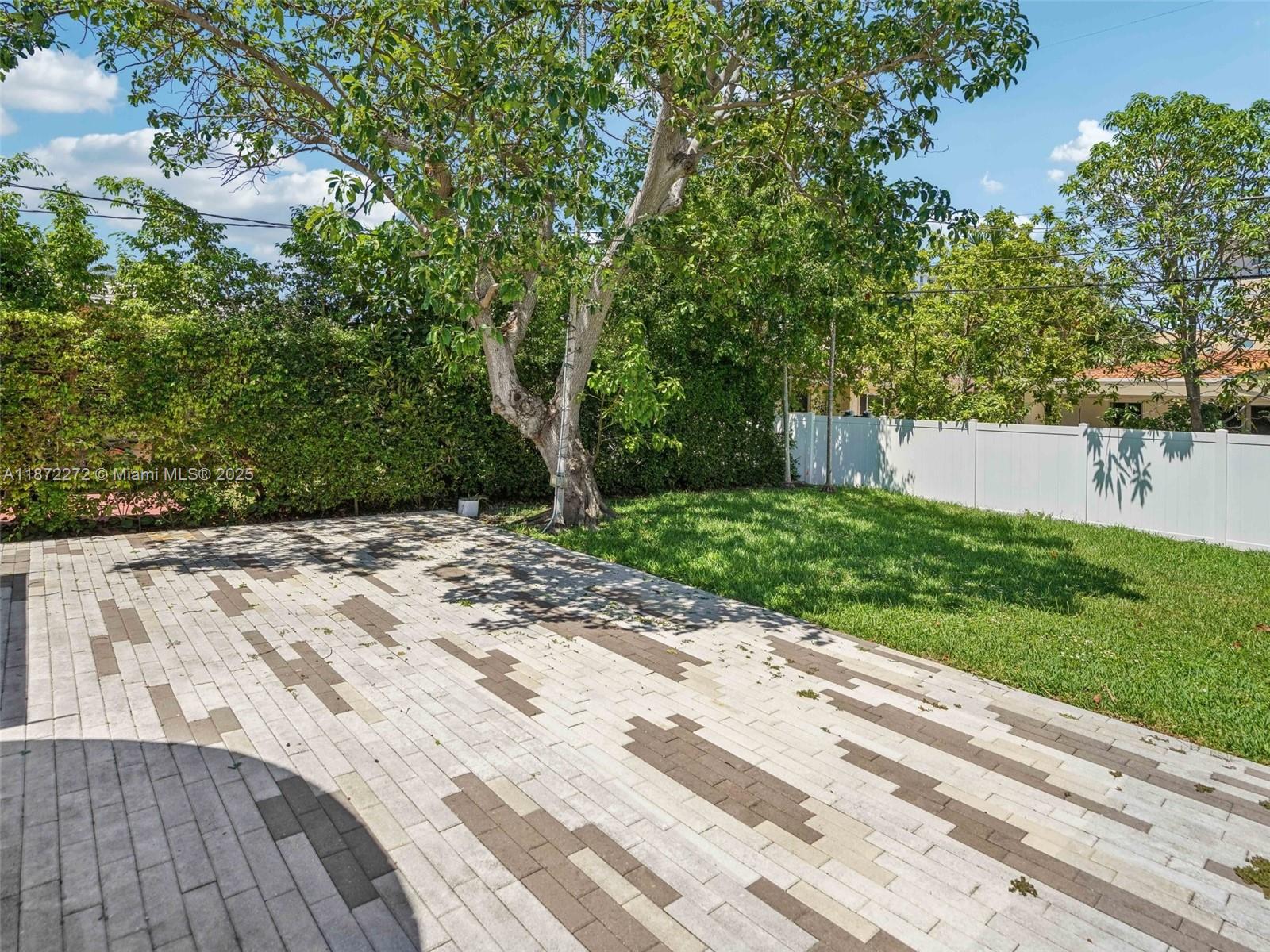 8875 Abbott Ave Surfside, FL 33154