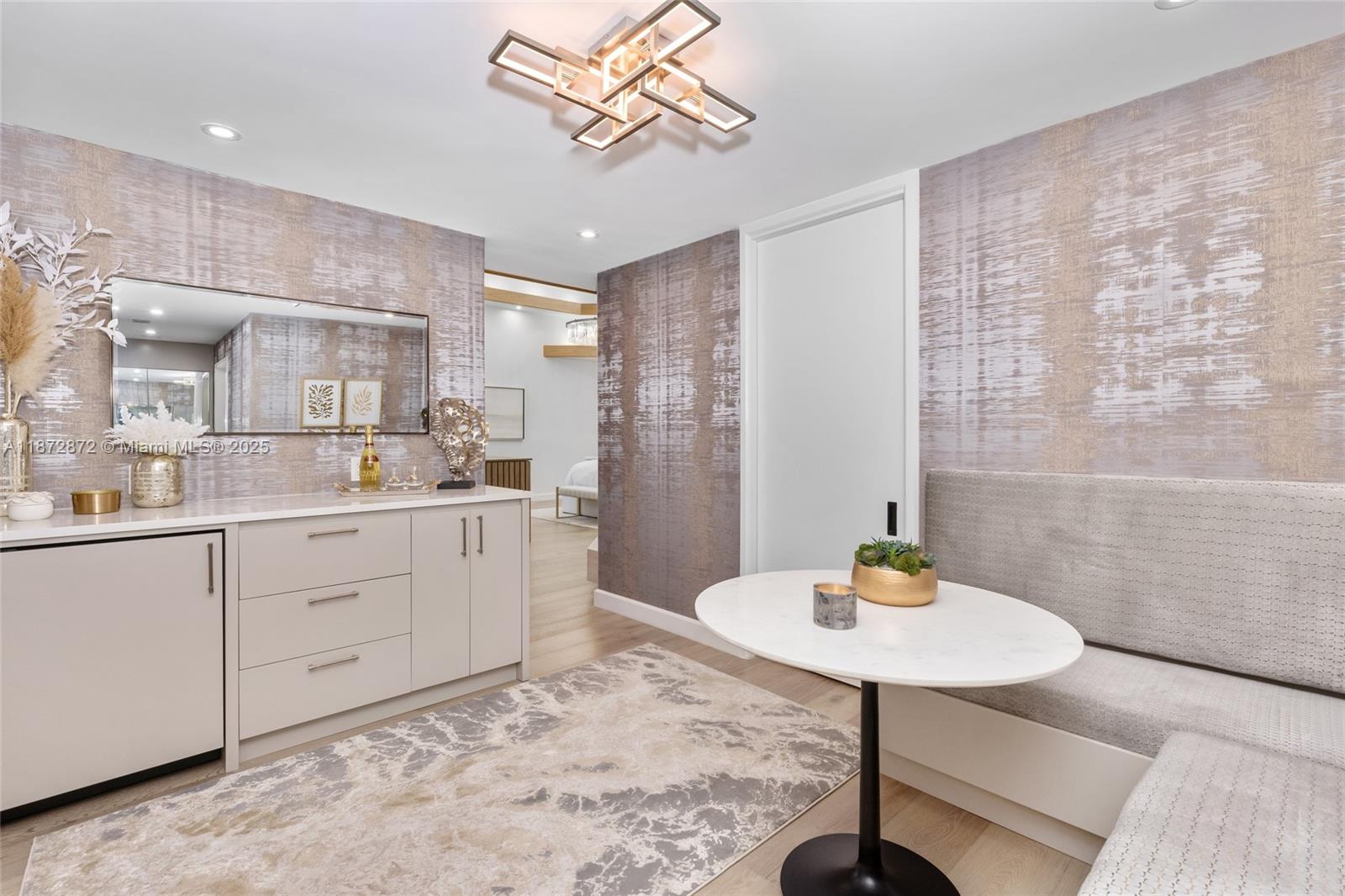 2965 NE Surrey Ln Weston, FL 33331