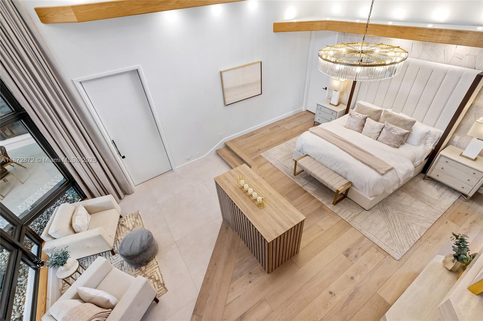 2965 NE Surrey Ln Weston, FL 33331