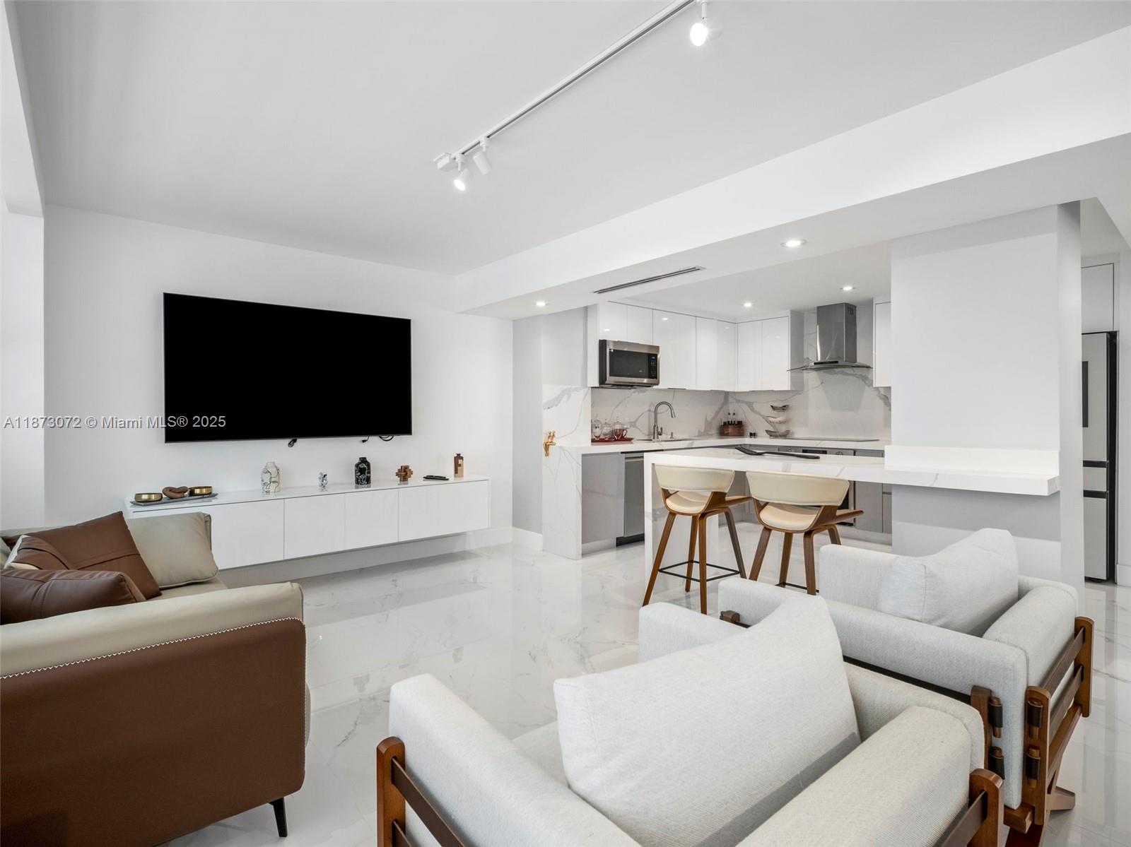 3180 S Ocean Dr #1101,Hallandale Beach, FL 33009