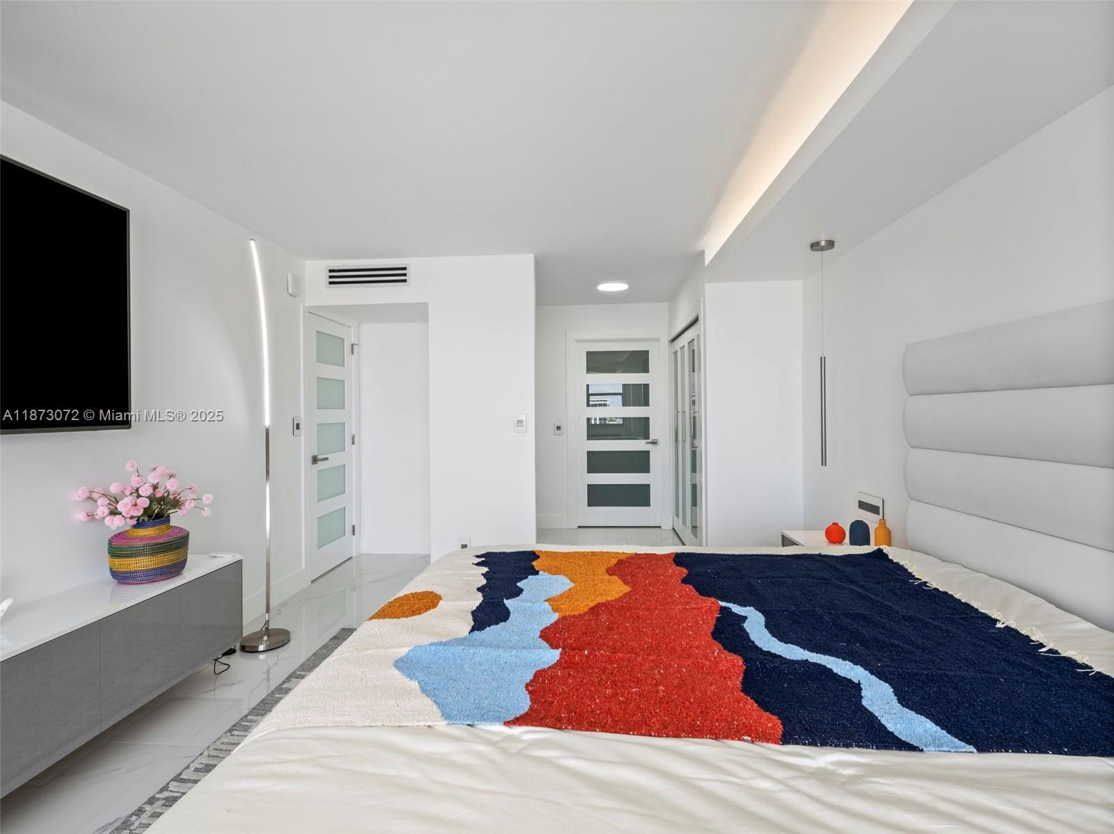 3180 S Ocean Dr #1101,Hallandale Beach, FL 33009