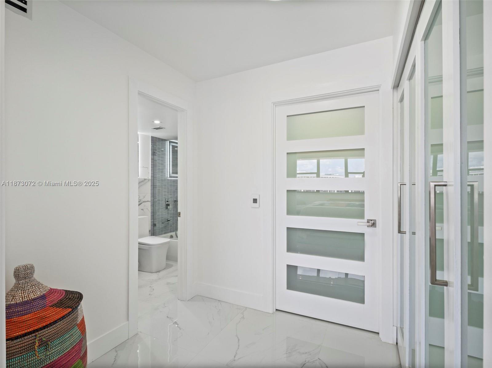 3180 S Ocean Dr #1101,Hallandale Beach, FL 33009