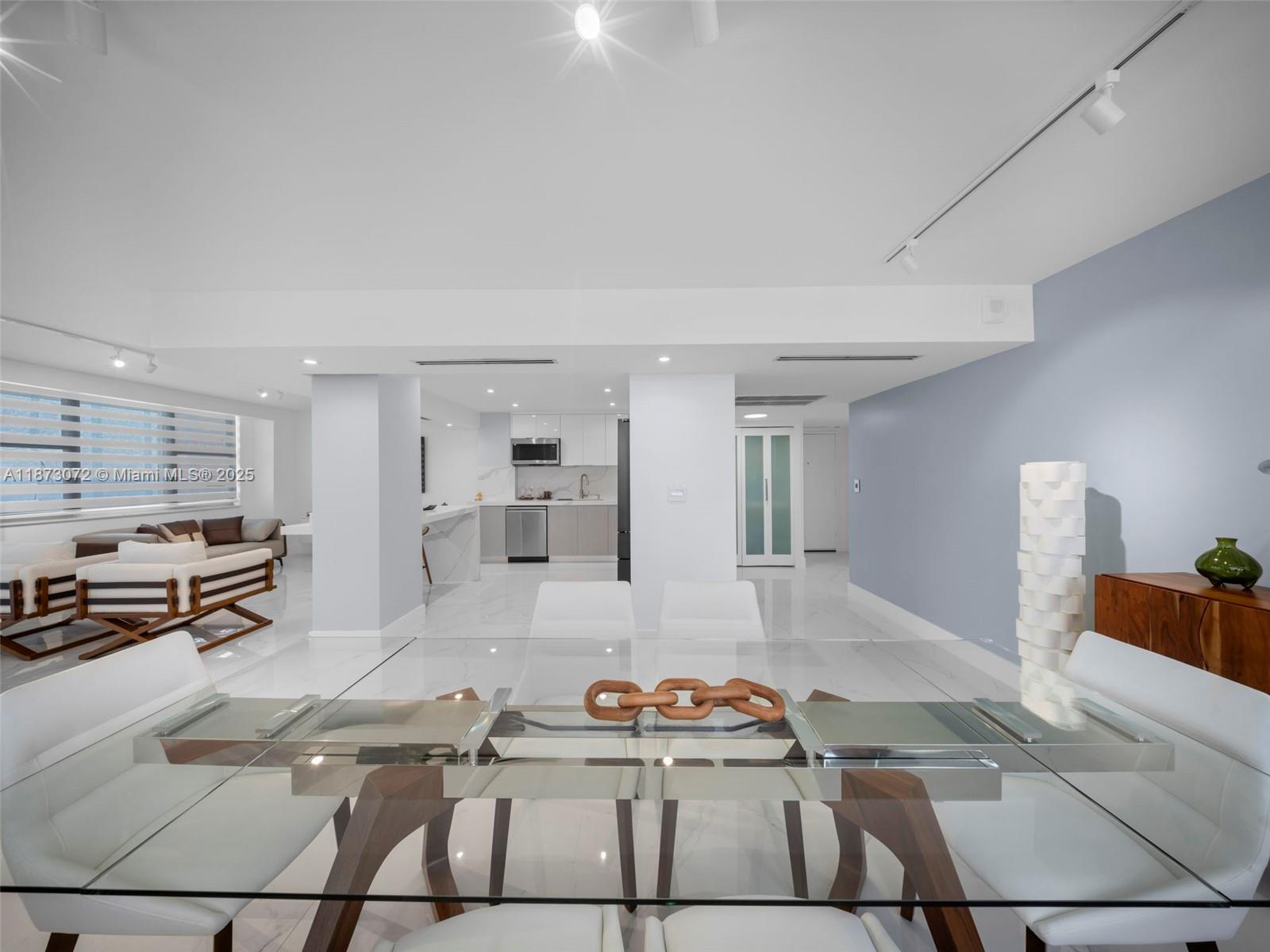 3180 S Ocean Dr #1101,Hallandale Beach, FL 33009