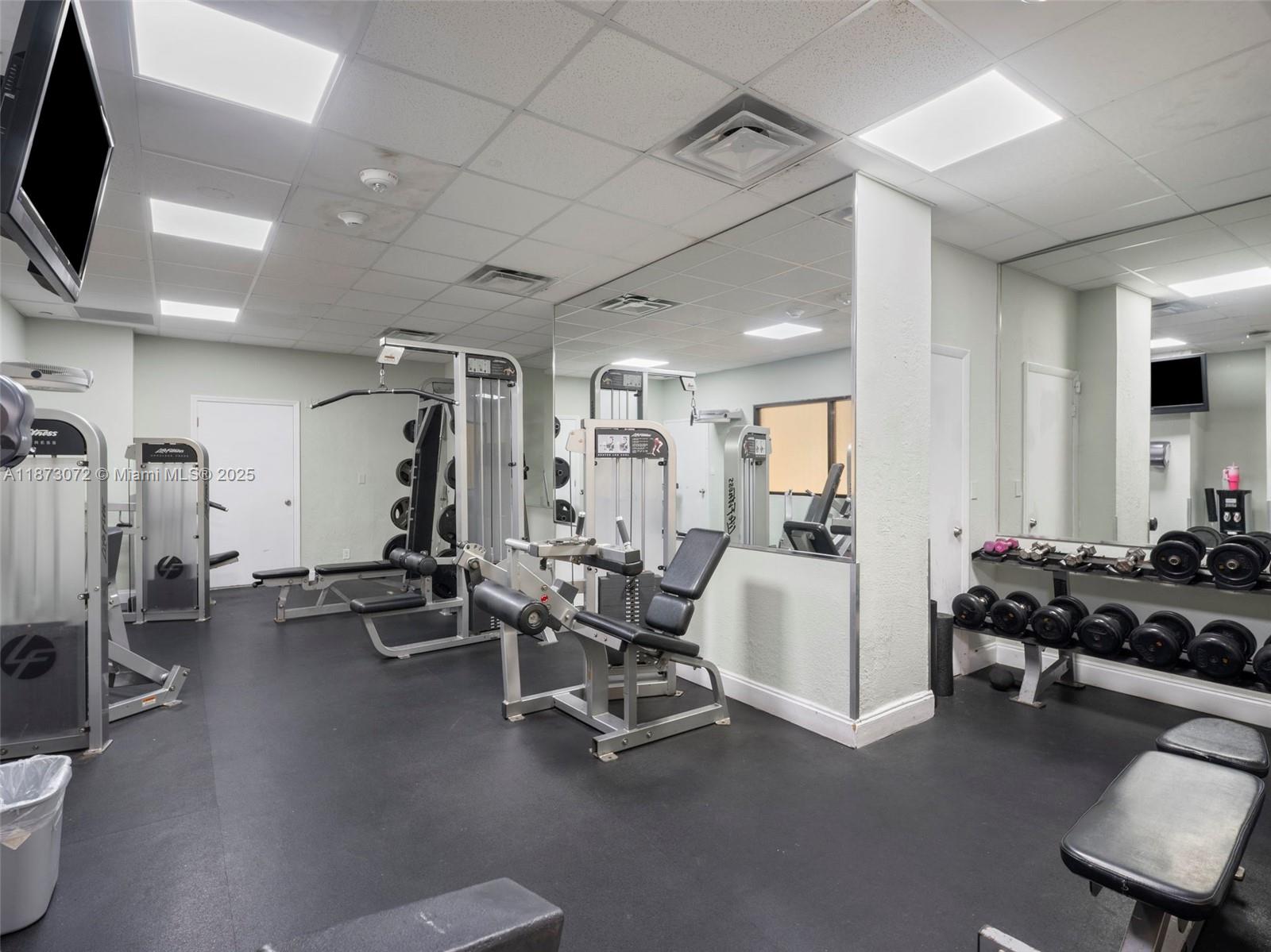 3180 S Ocean Dr #1101,Hallandale Beach, FL 33009