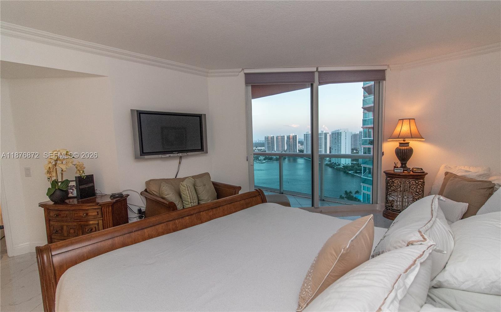 3370 NE 190th St #PH 2909 Aventura, FL 33180