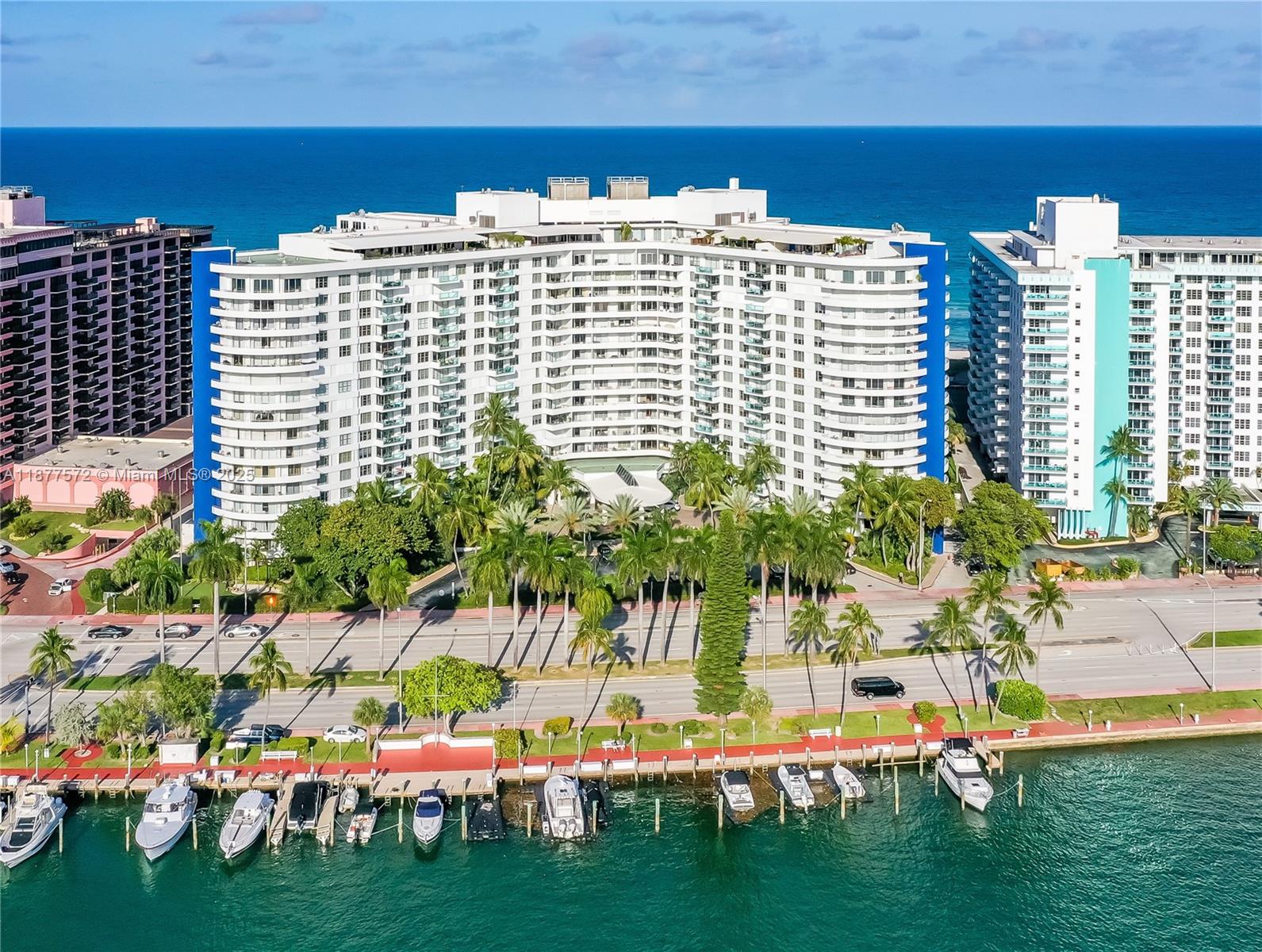 5161 Collins Ave #707