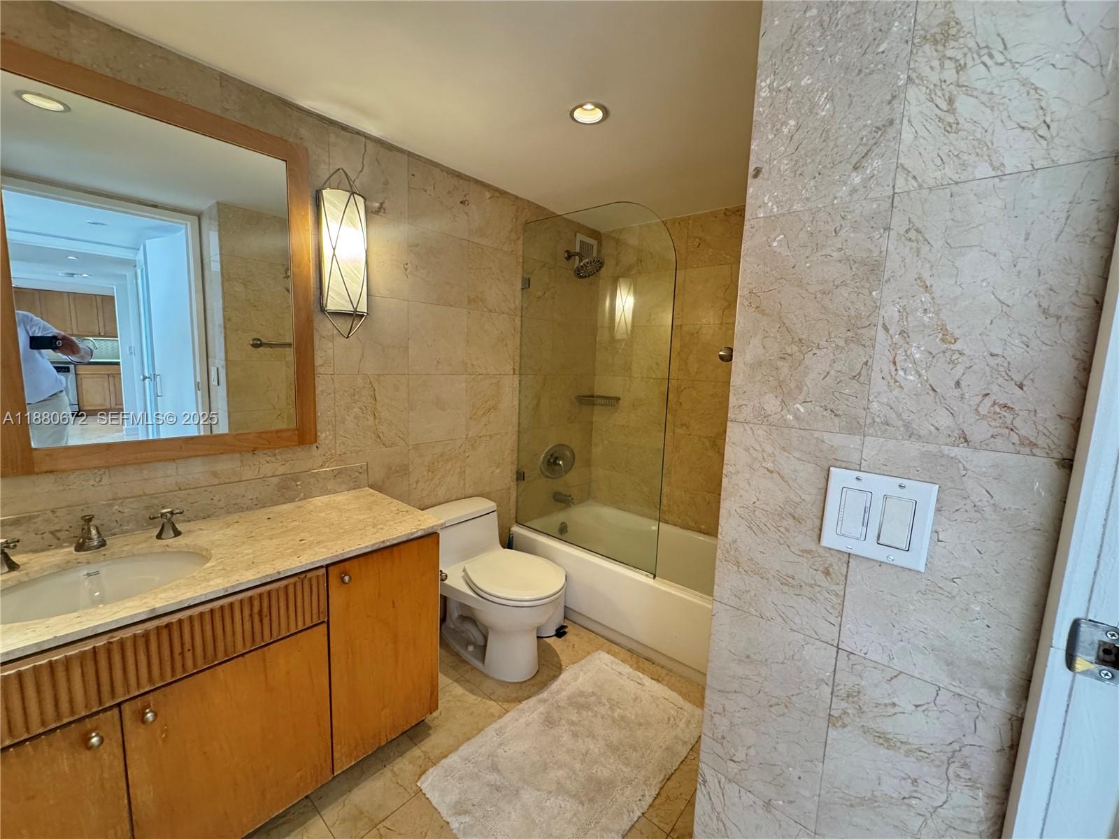 11 Island Ave #2009 Miami Beach, FL 33139