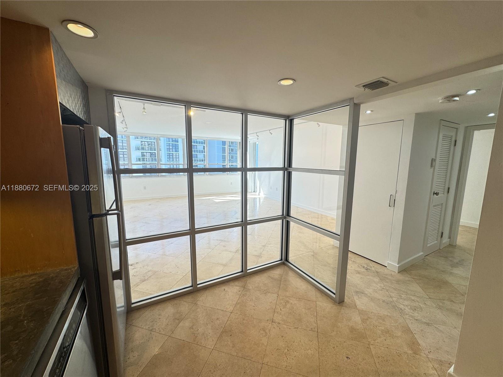 11 Island Ave #2009 Miami Beach, FL 33139