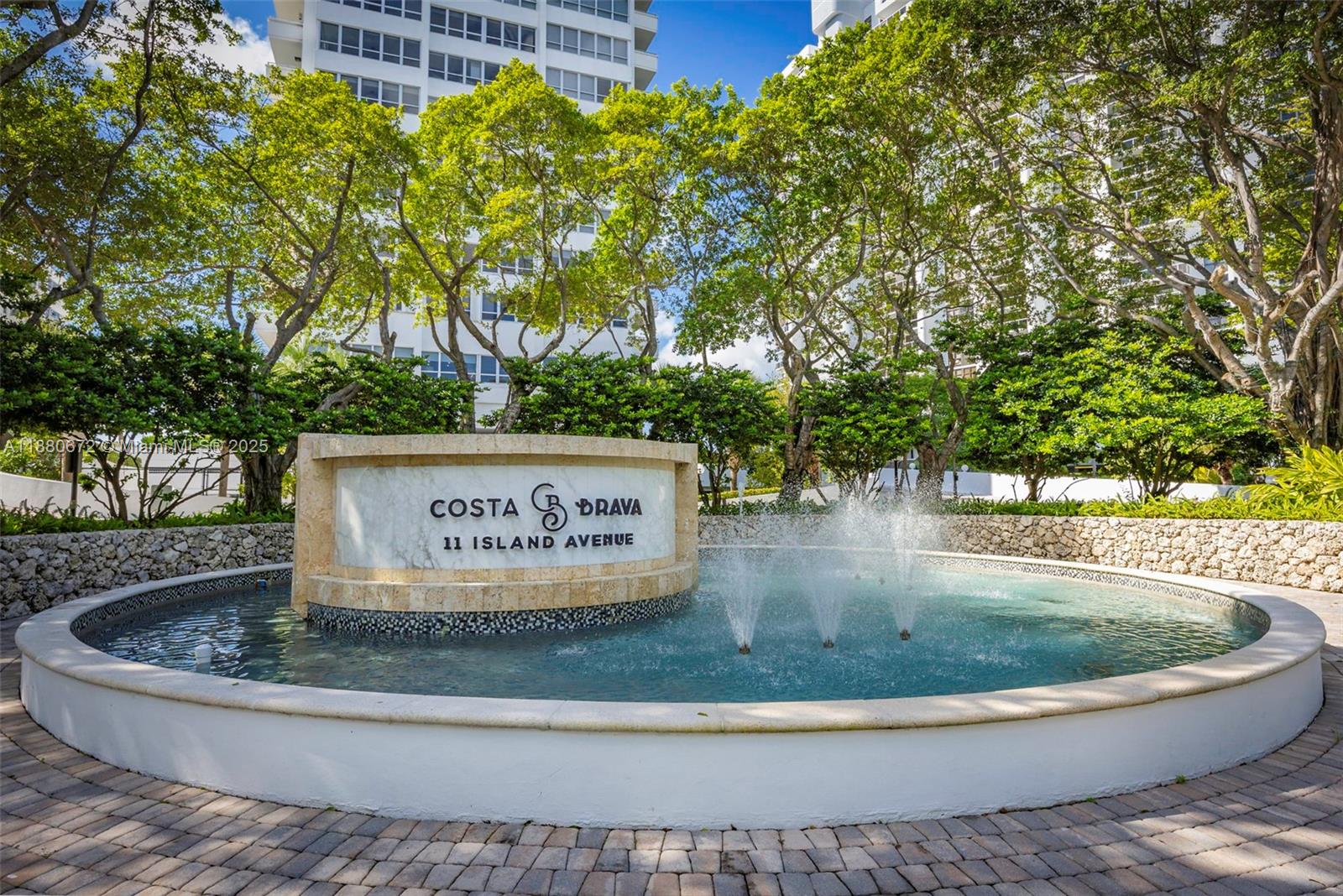 11 Island Ave #2009 Miami Beach, FL 33139