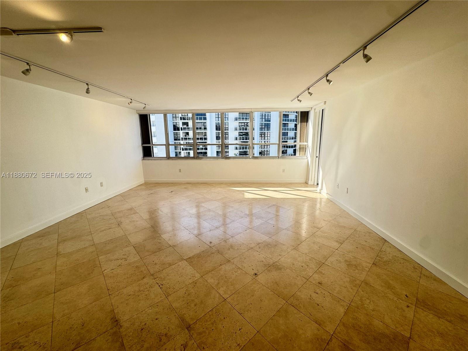 11 Island Ave #2009 Miami Beach, FL 33139