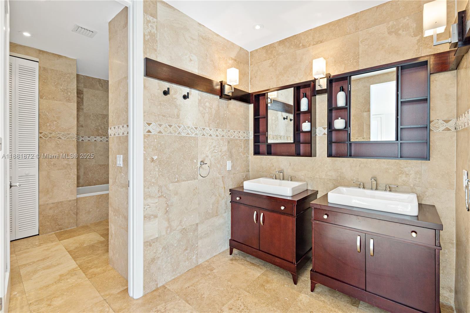 720 Lake Rd Miami, FL 33137