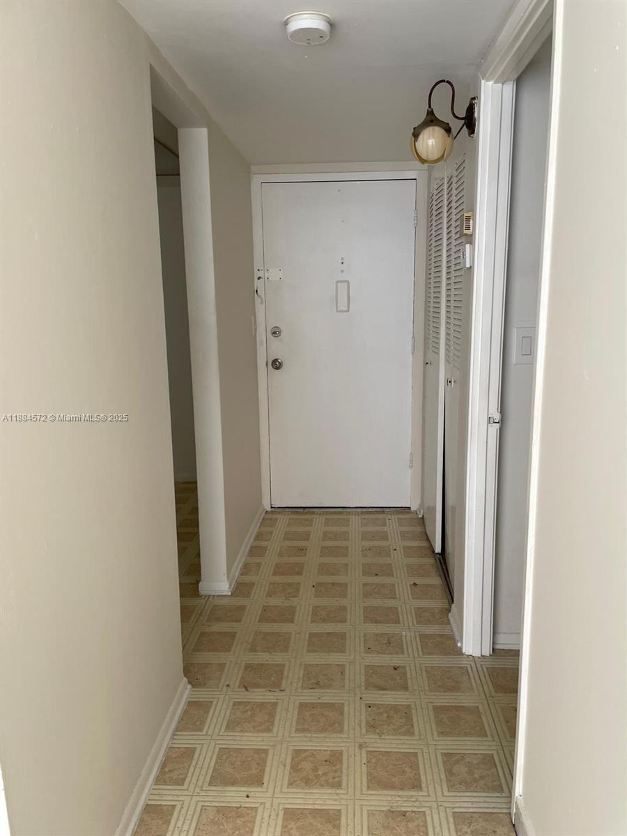 1301 NE Miami Gdns Dr #323W