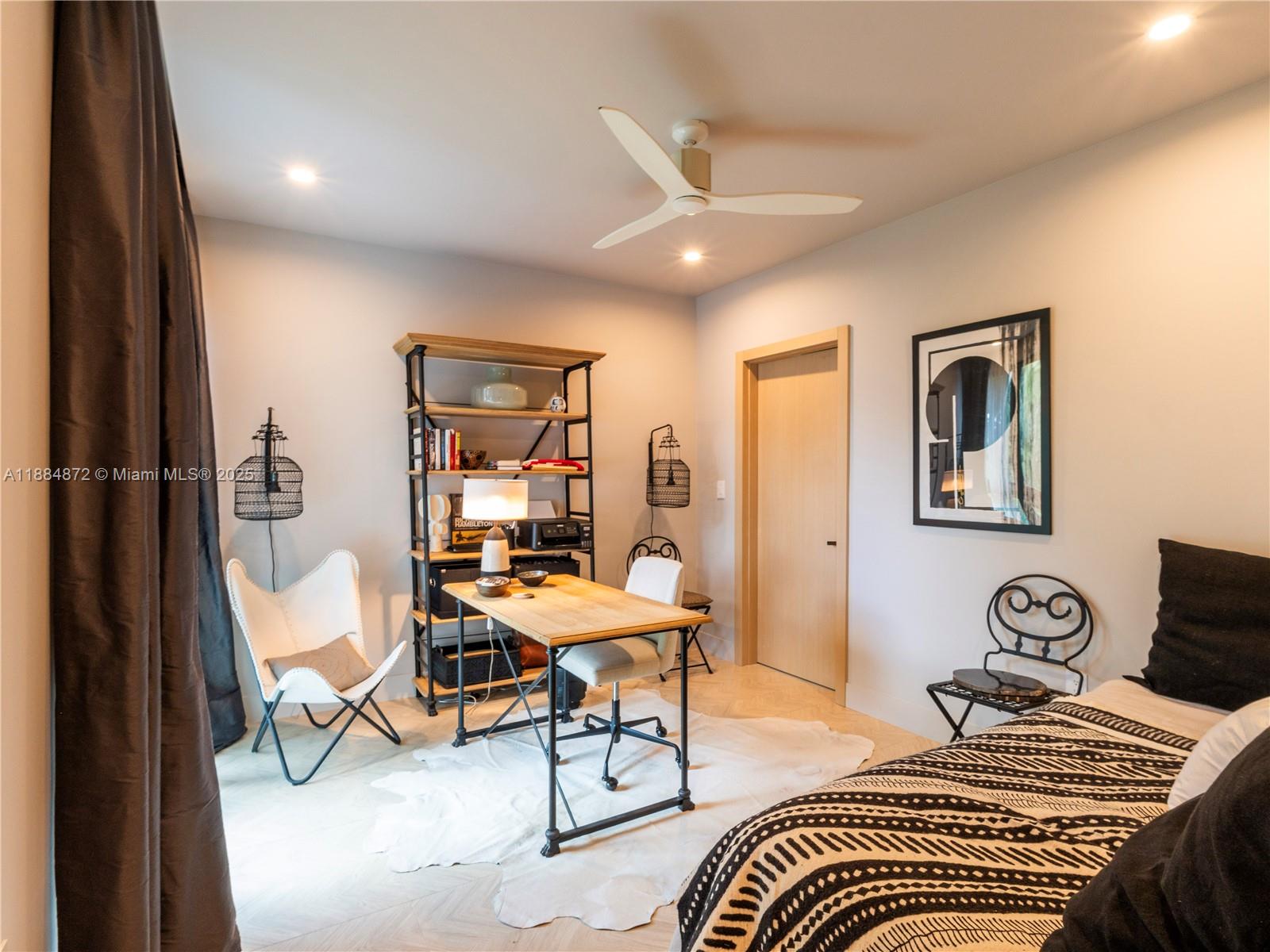 3203 Shipping Ave Miami, FL 33133