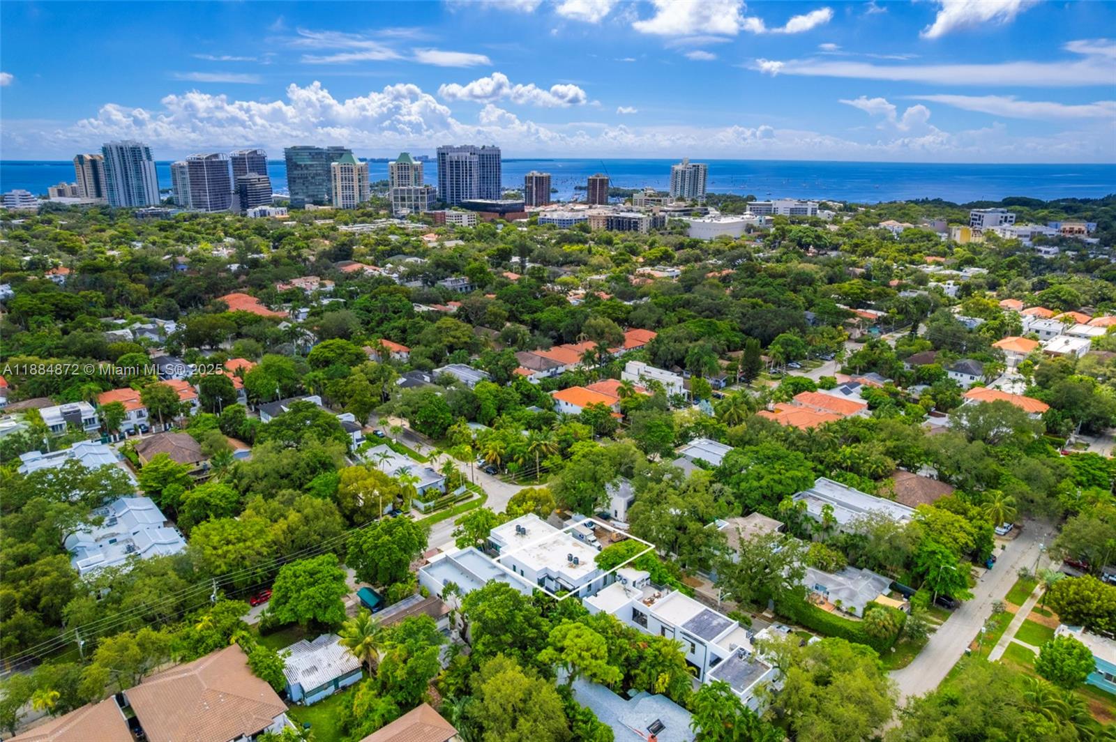 3203 Shipping Ave Miami, FL 33133