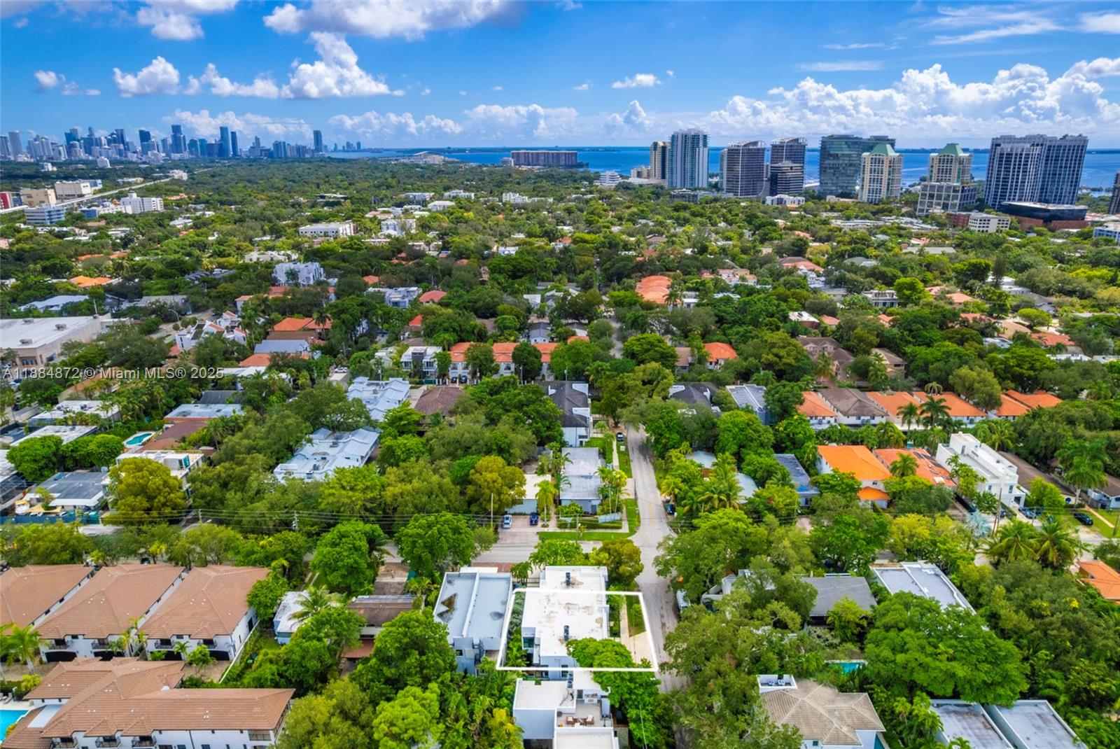 3203 Shipping Ave Miami, FL 33133