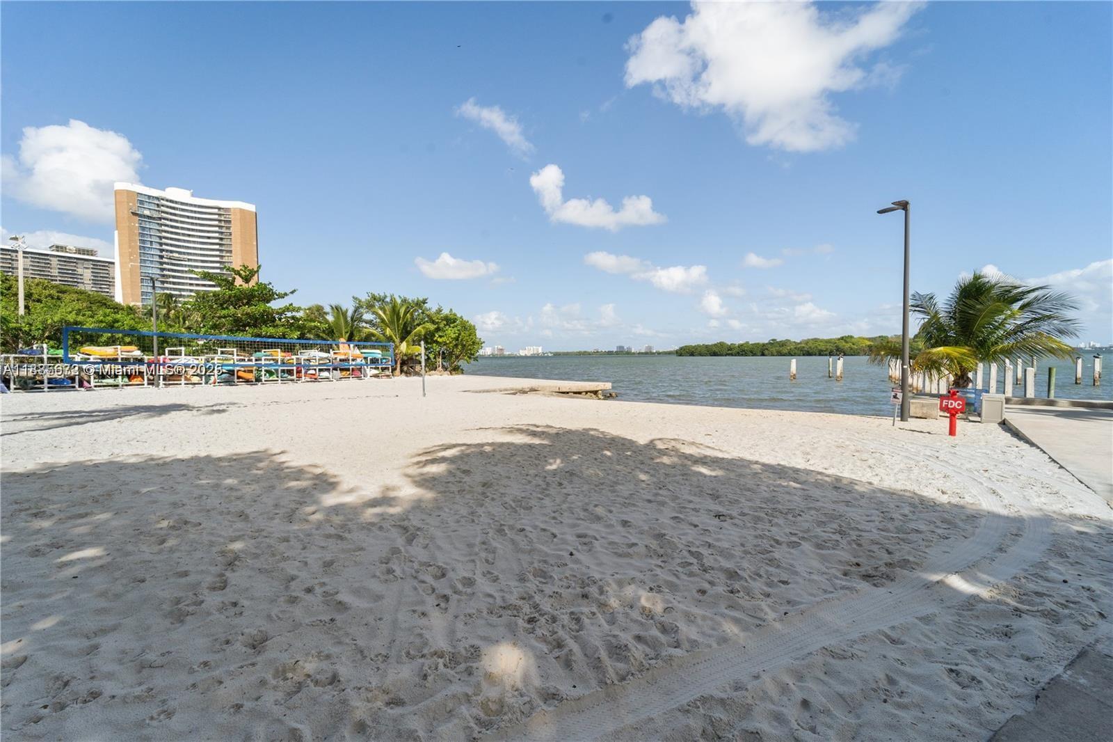 650 NE 64th St #GPH4 Miami, FL 33138