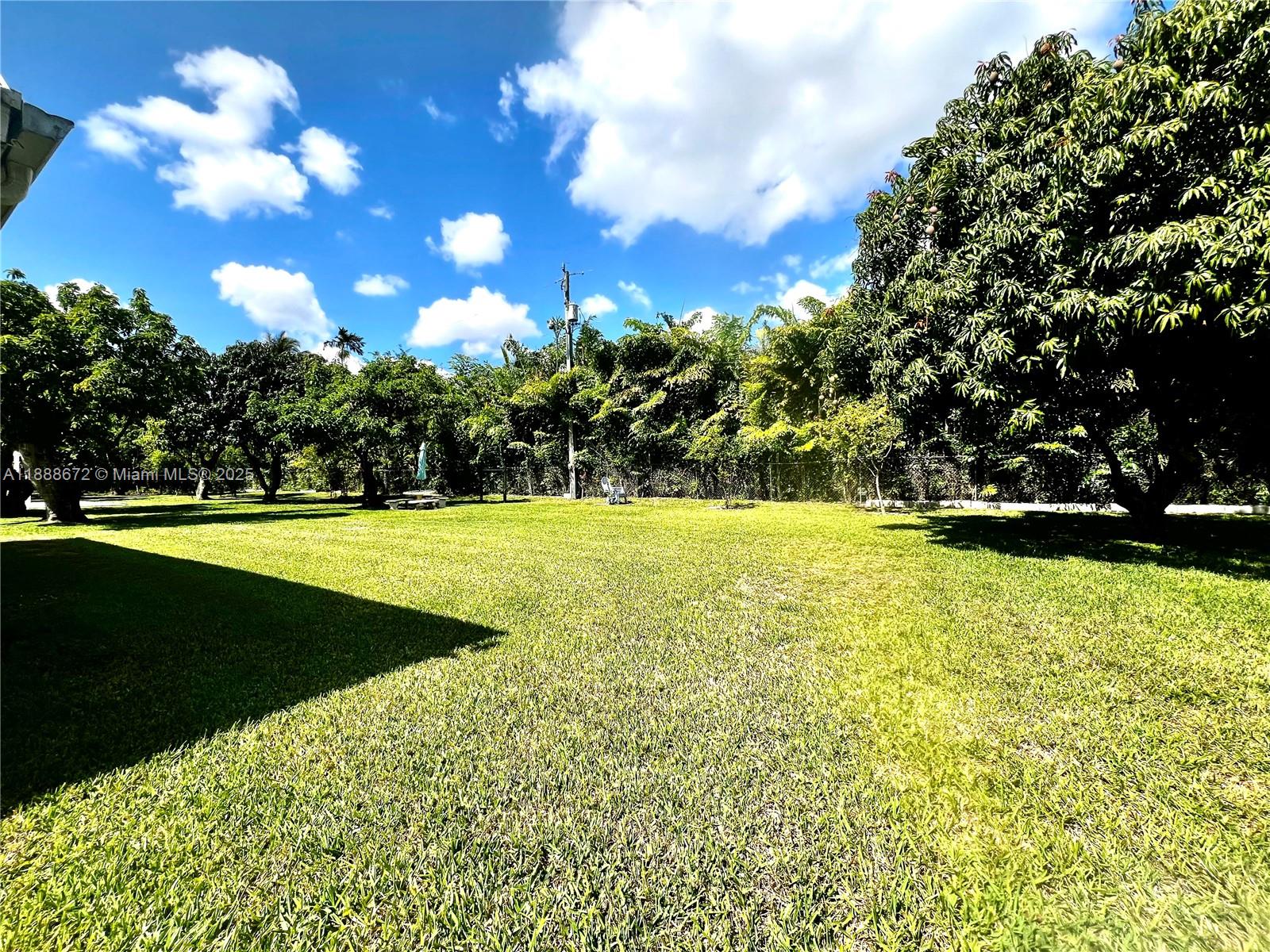 7500 SW 81st Ave Miami, FL 33143