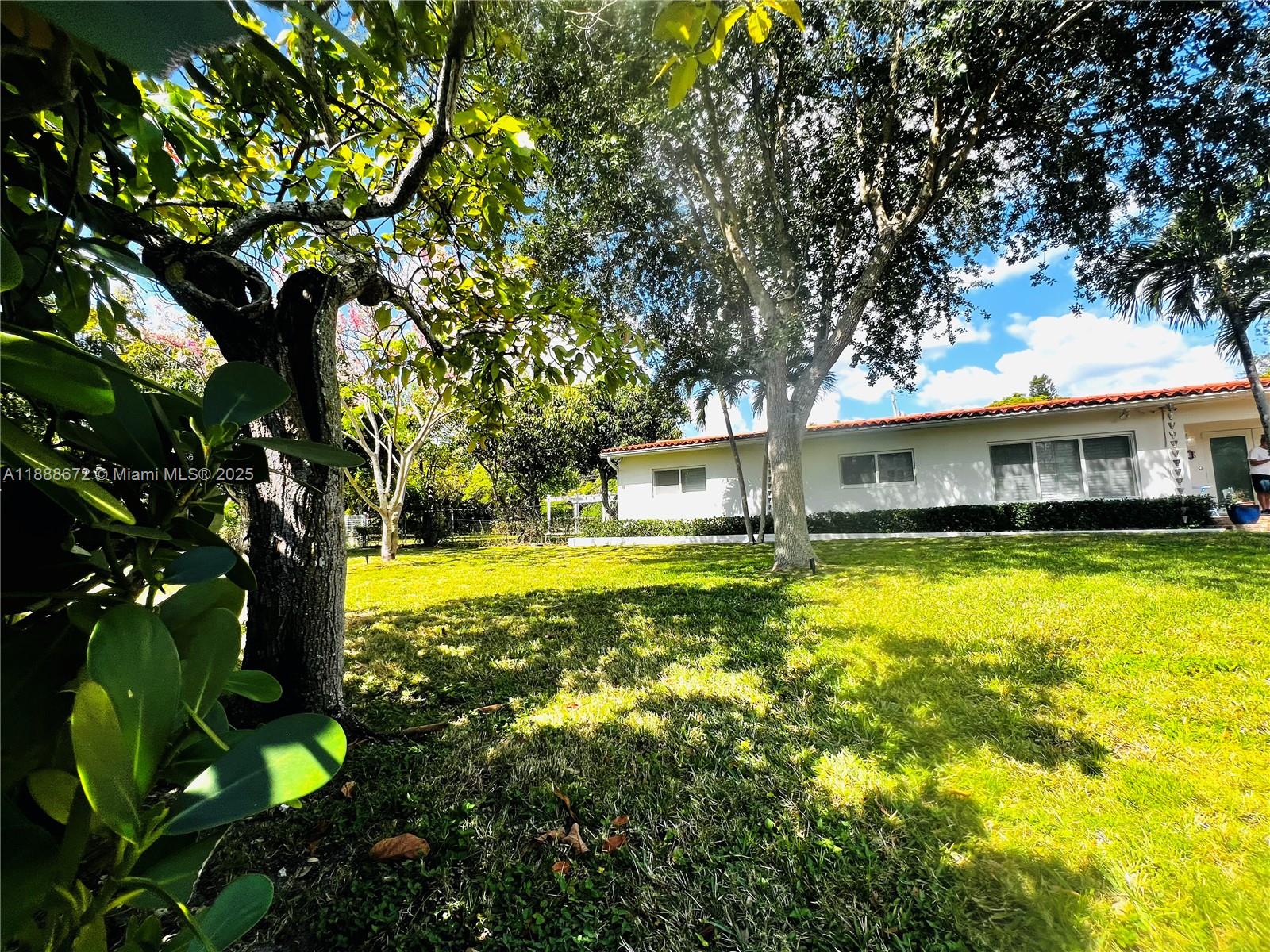 7500 SW 81st Ave Miami, FL 33143