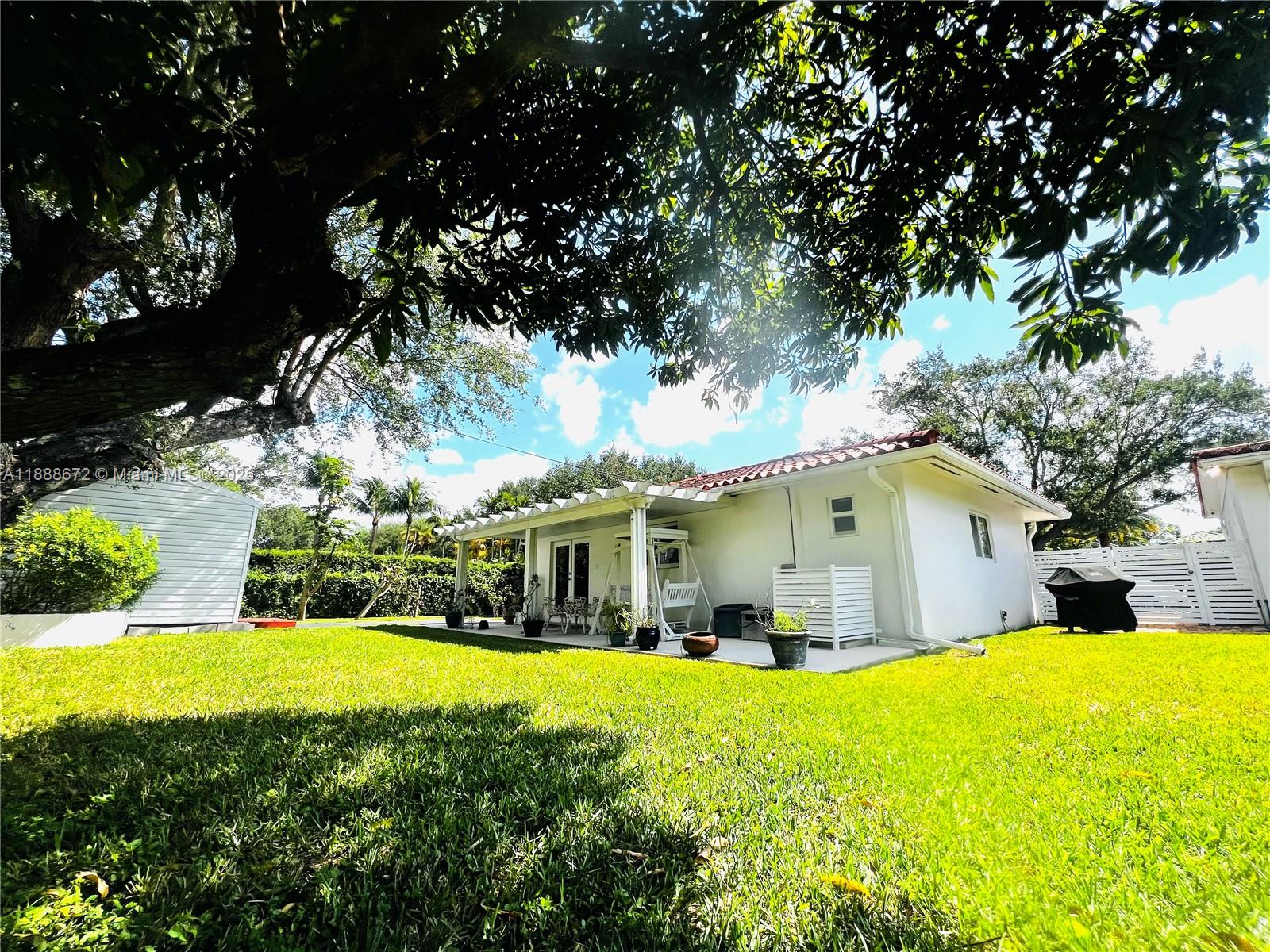 7500 SW 81st Ave Miami, FL 33143