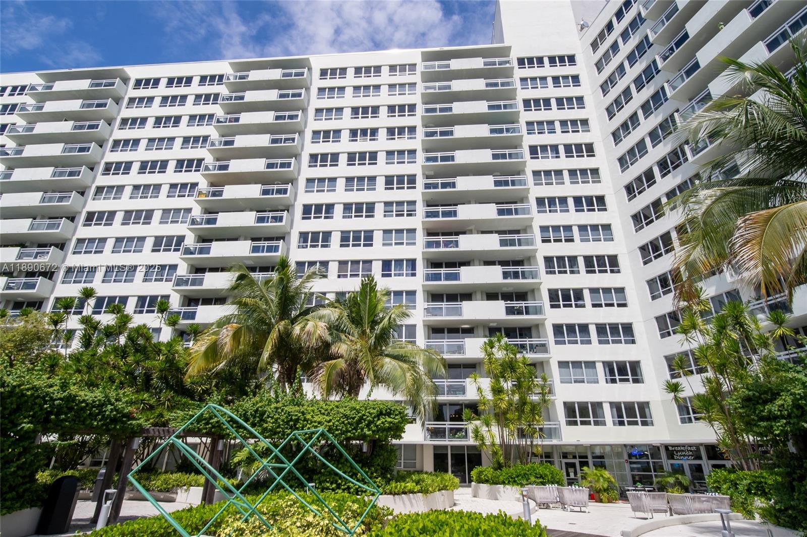 image Flamingo South Beach I Co25