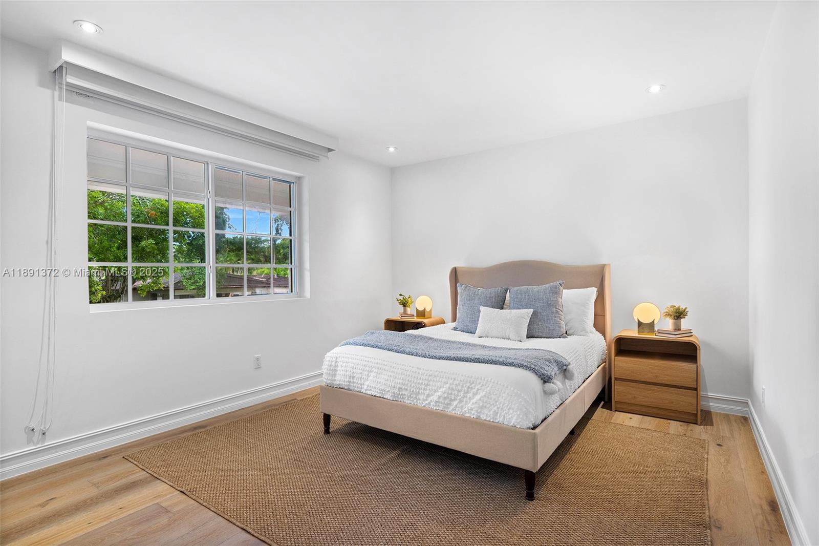 575 Bay Pt Rd Miami, FL 33137