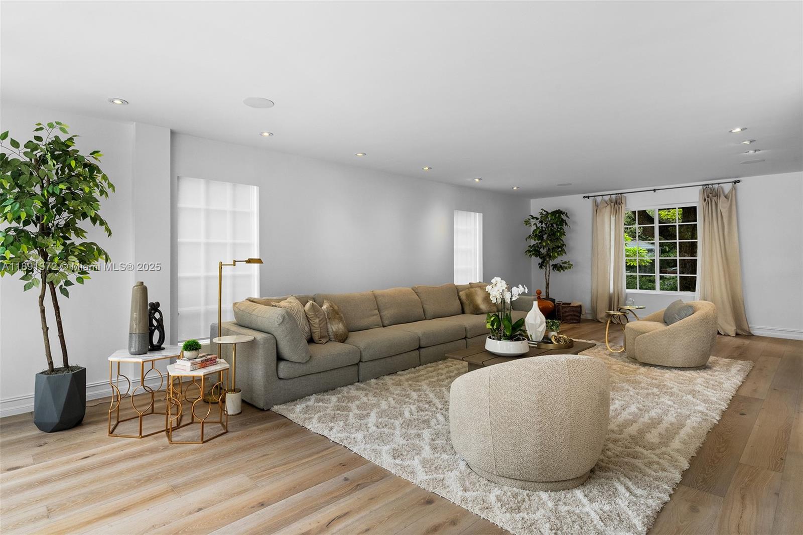 575 Bay Pt Rd Miami, FL 33137