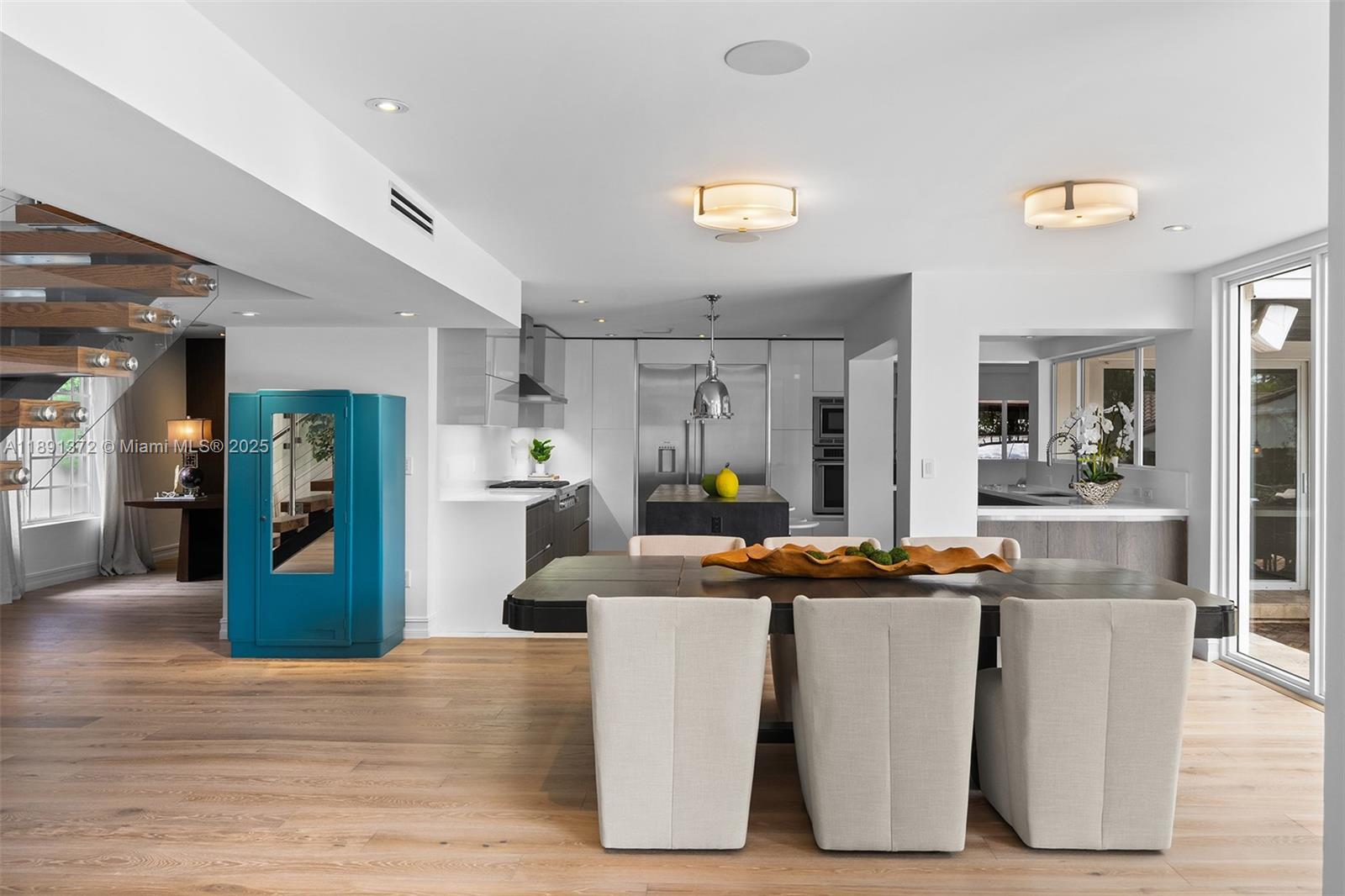 575 Bay Pt Rd Miami, FL 33137