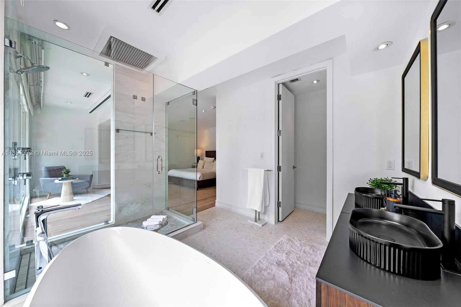 575 Bay Pt Rd Miami, FL 33137