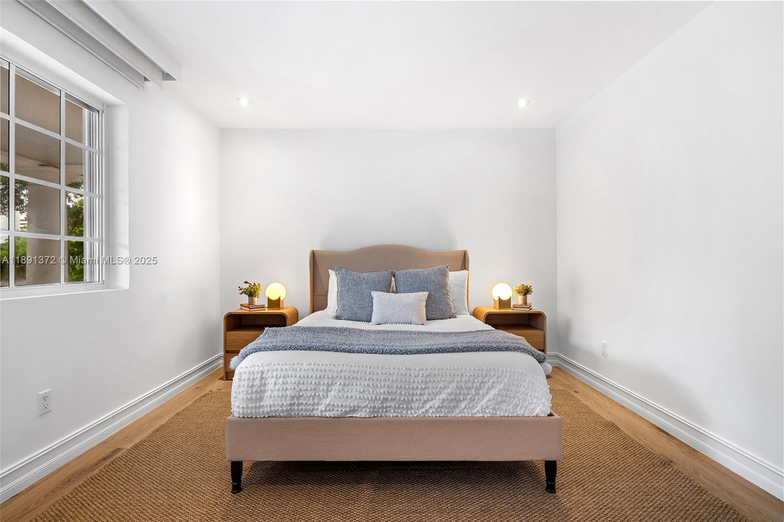 575 Bay Pt Rd Miami, FL 33137