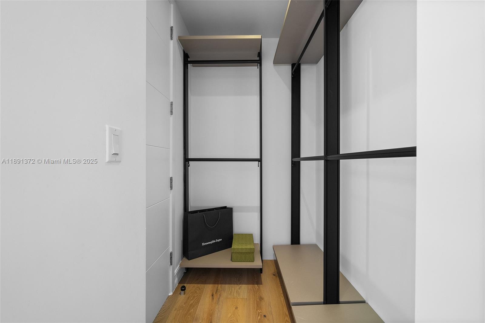 575 Bay Pt Rd Miami, FL 33137