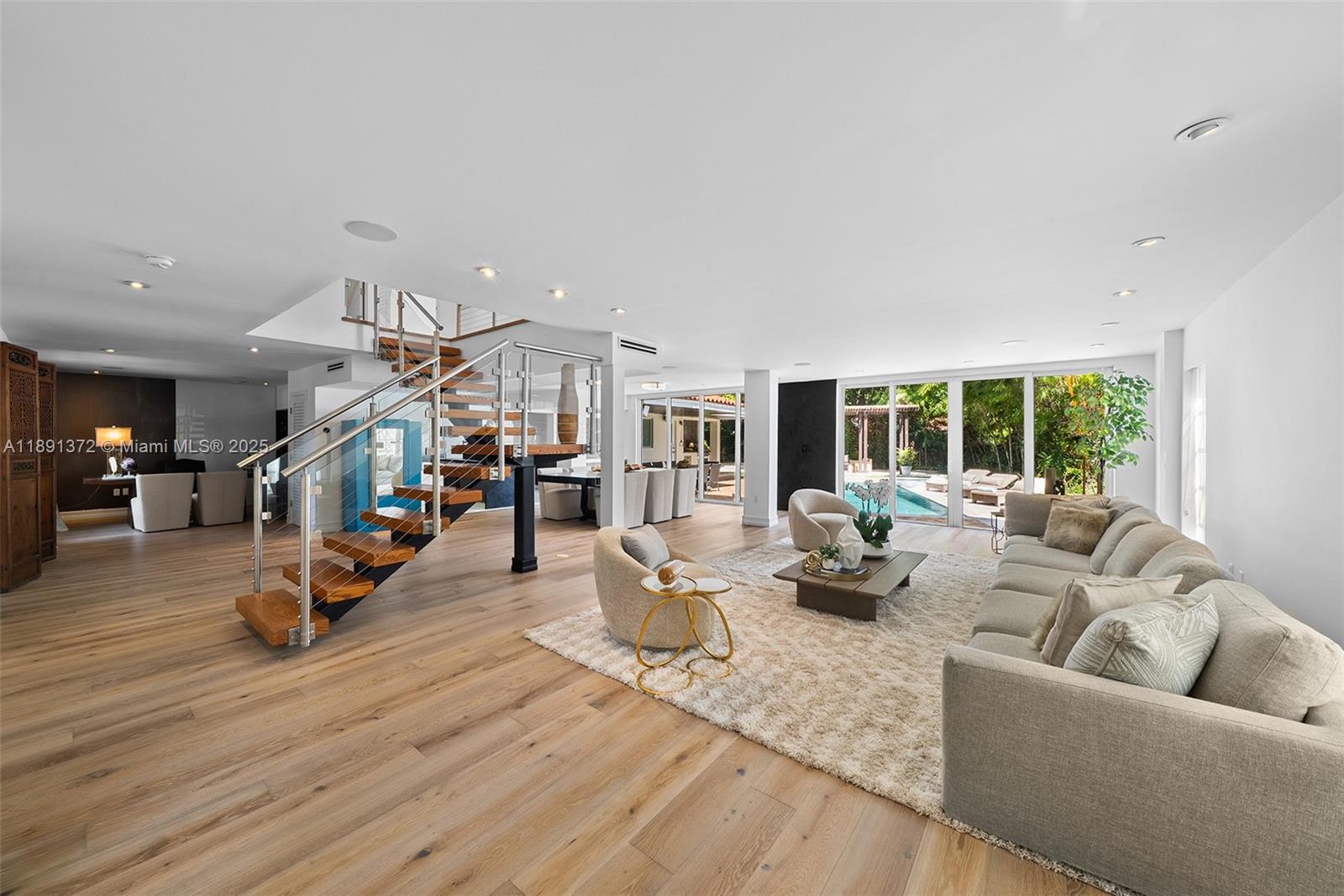 575 Bay Pt Rd Miami, FL 33137