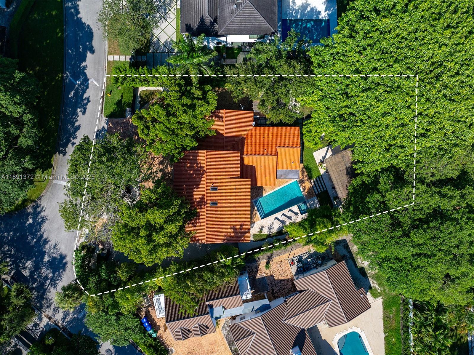 575 Bay Pt Rd Miami, FL 33137