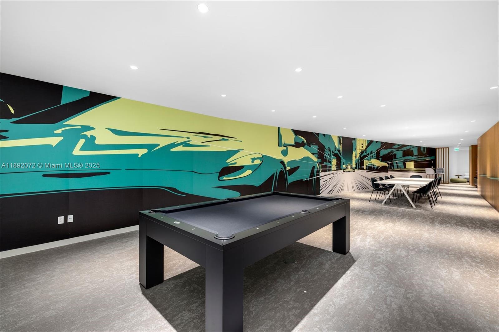 image Aston Martin Residences31