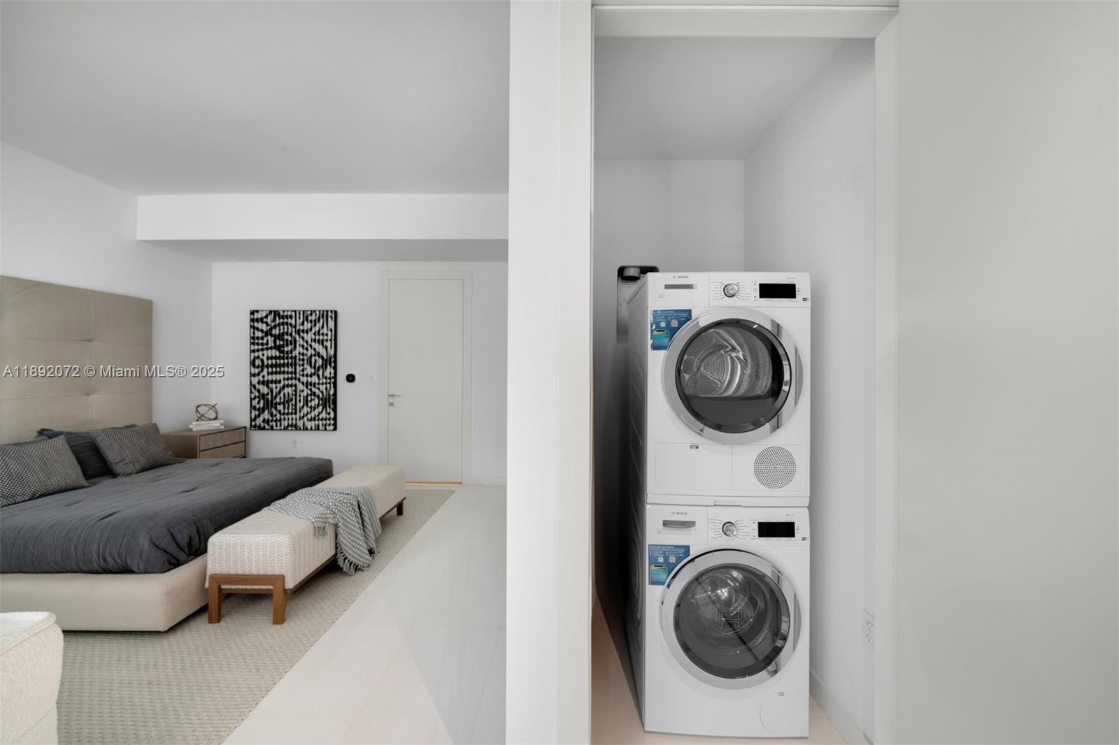 image Aston Martin Residences8