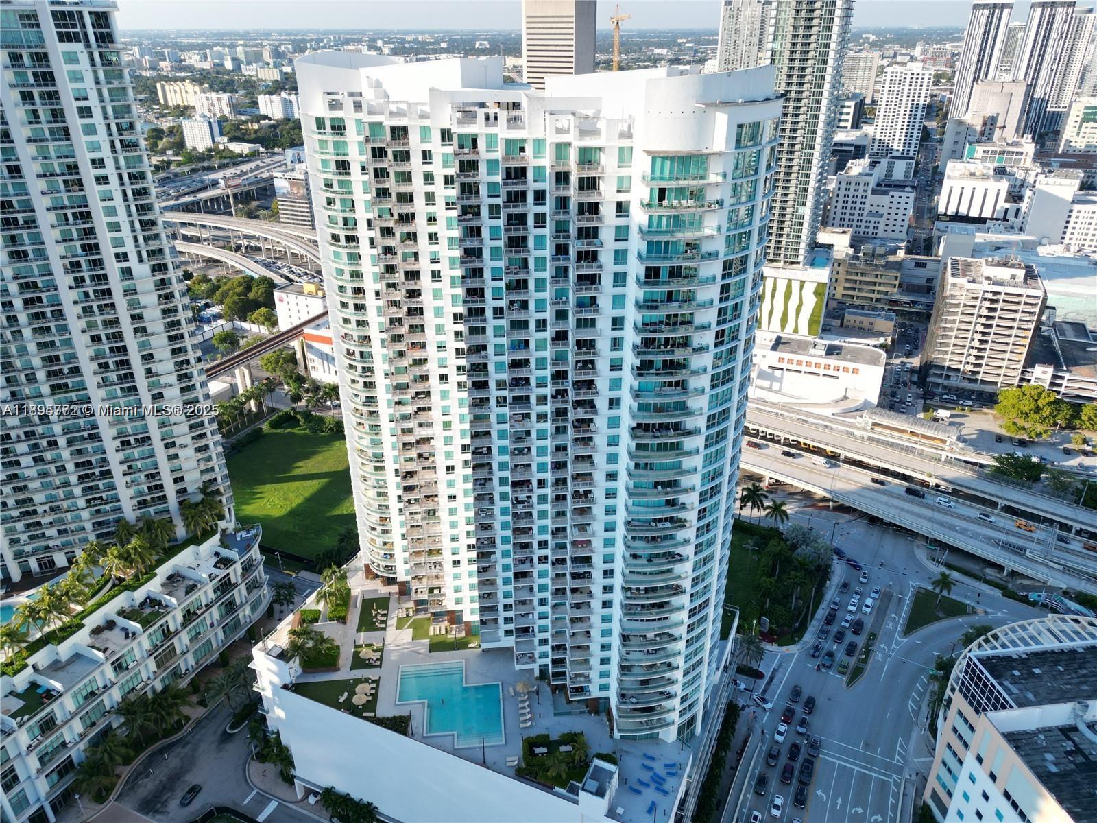 image Wind Condo30