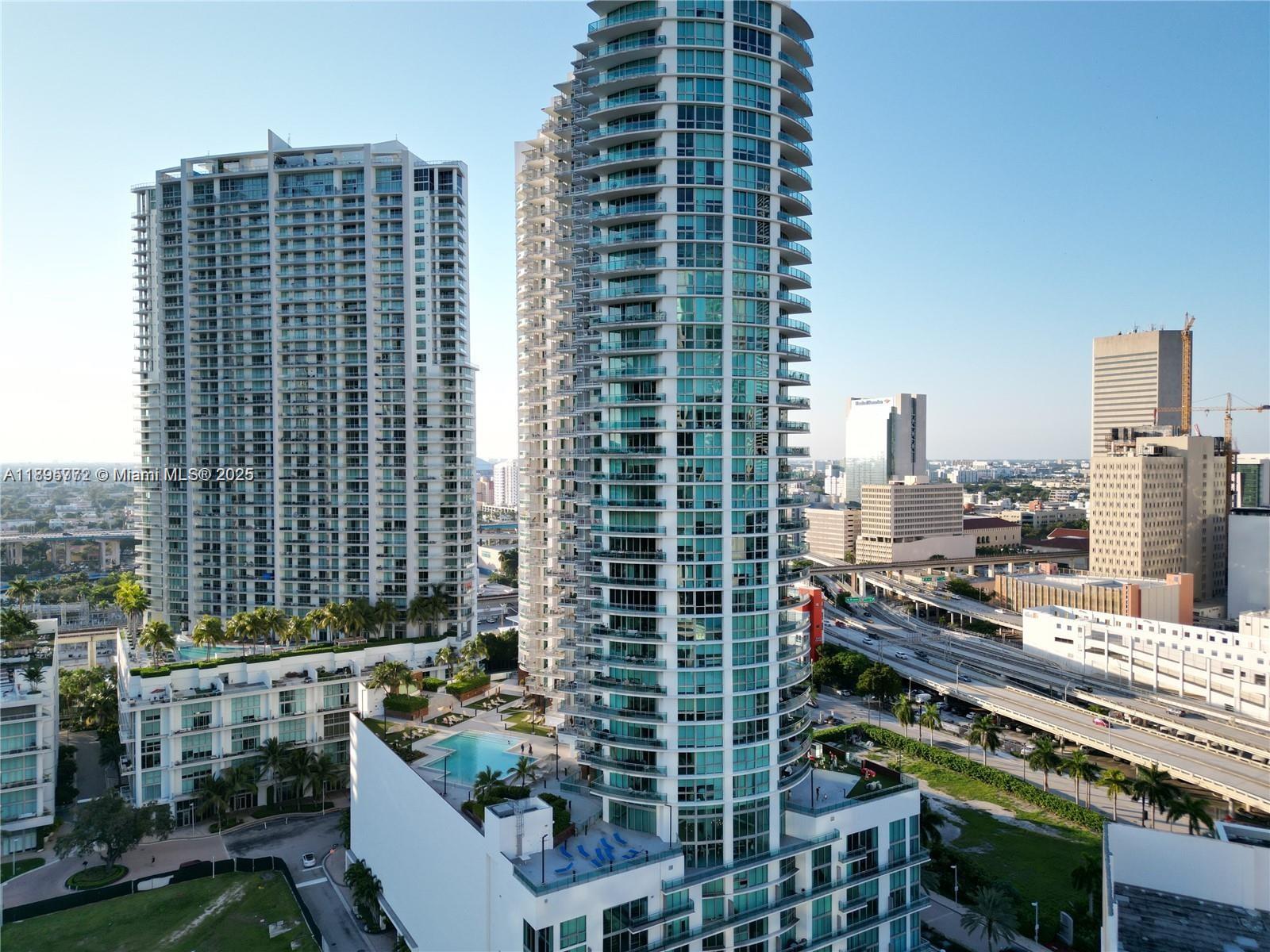 image Wind Condo33