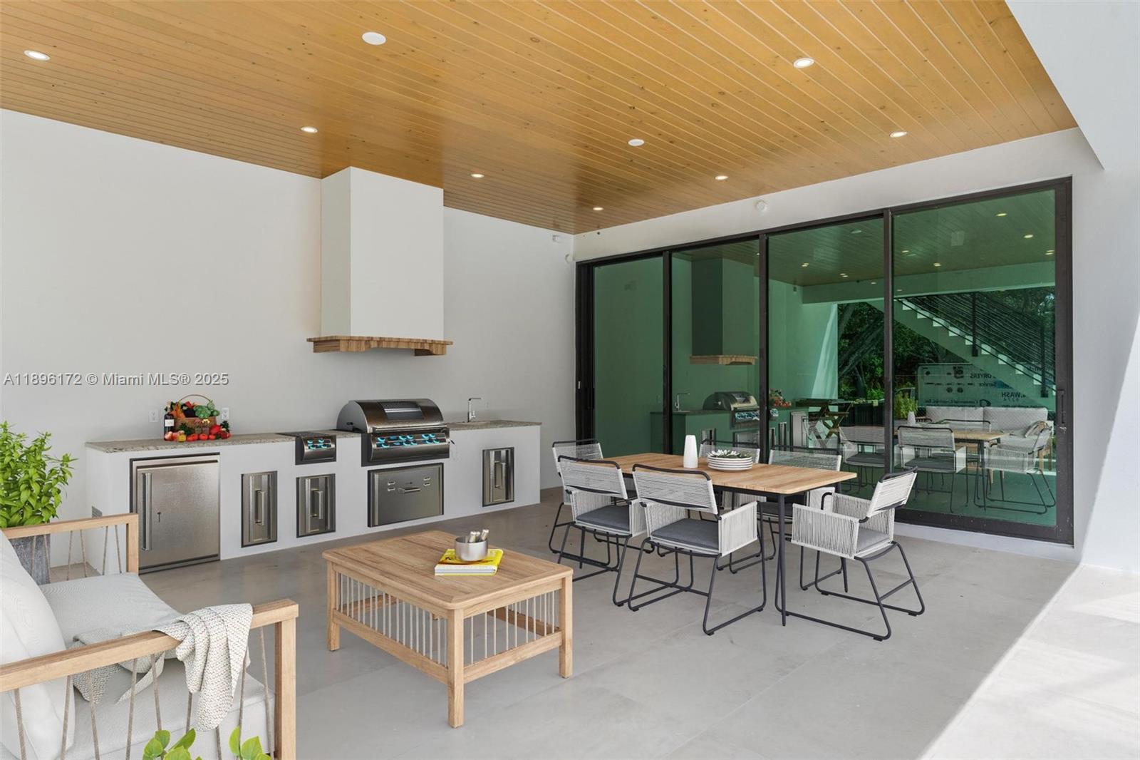 14020 Old Cutler Rd Palmetto Bay, FL 33158