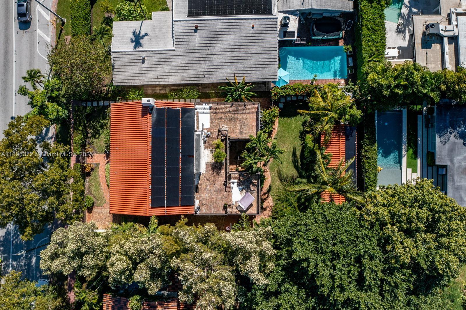 5808 Alton Rd Miami Beach, FL 33140 5808 Alton Rd Miami Beach, FL 33140