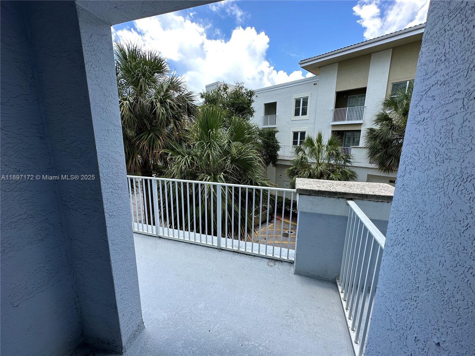 1200 Town Ctr Dr #217 Jupiter, FL 33458